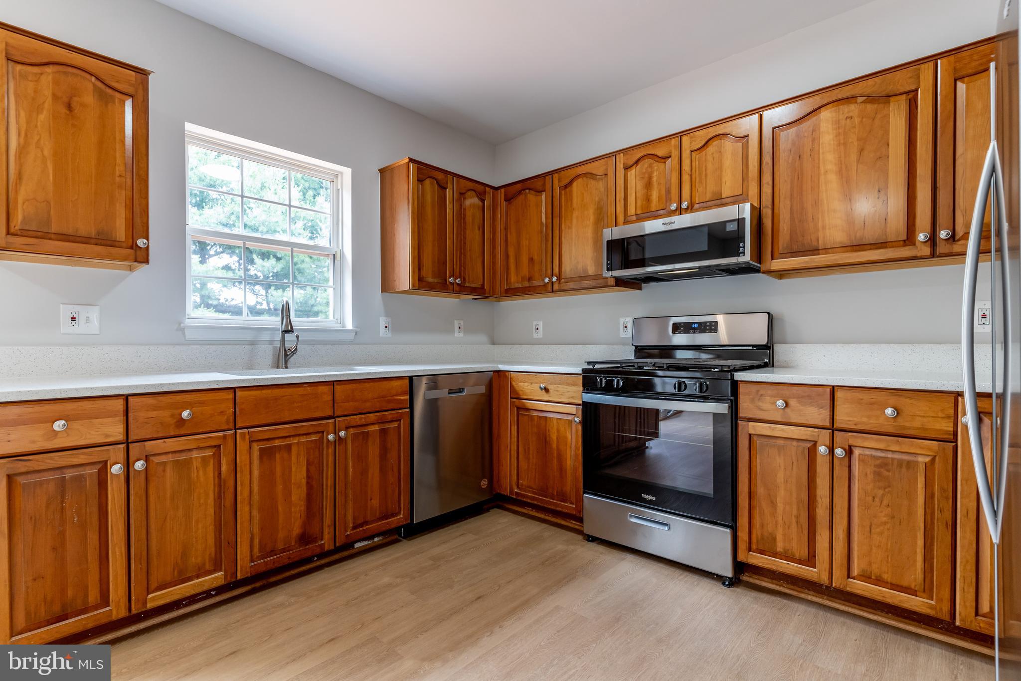 BLOOMS CROSSING - Residential