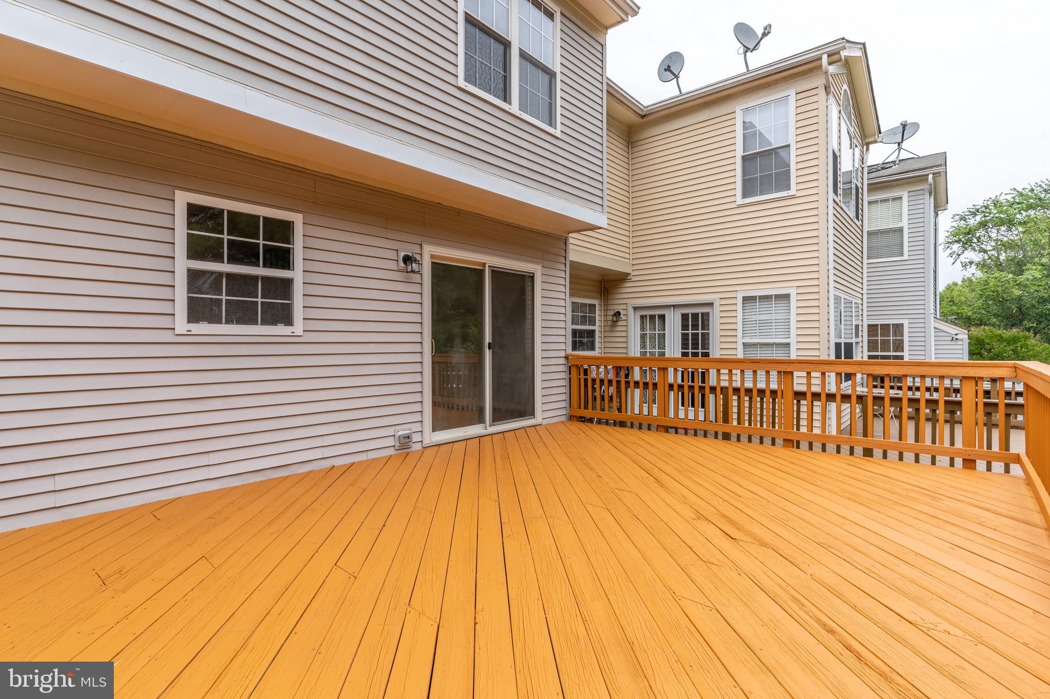 BLOOMS CROSSING - Residential