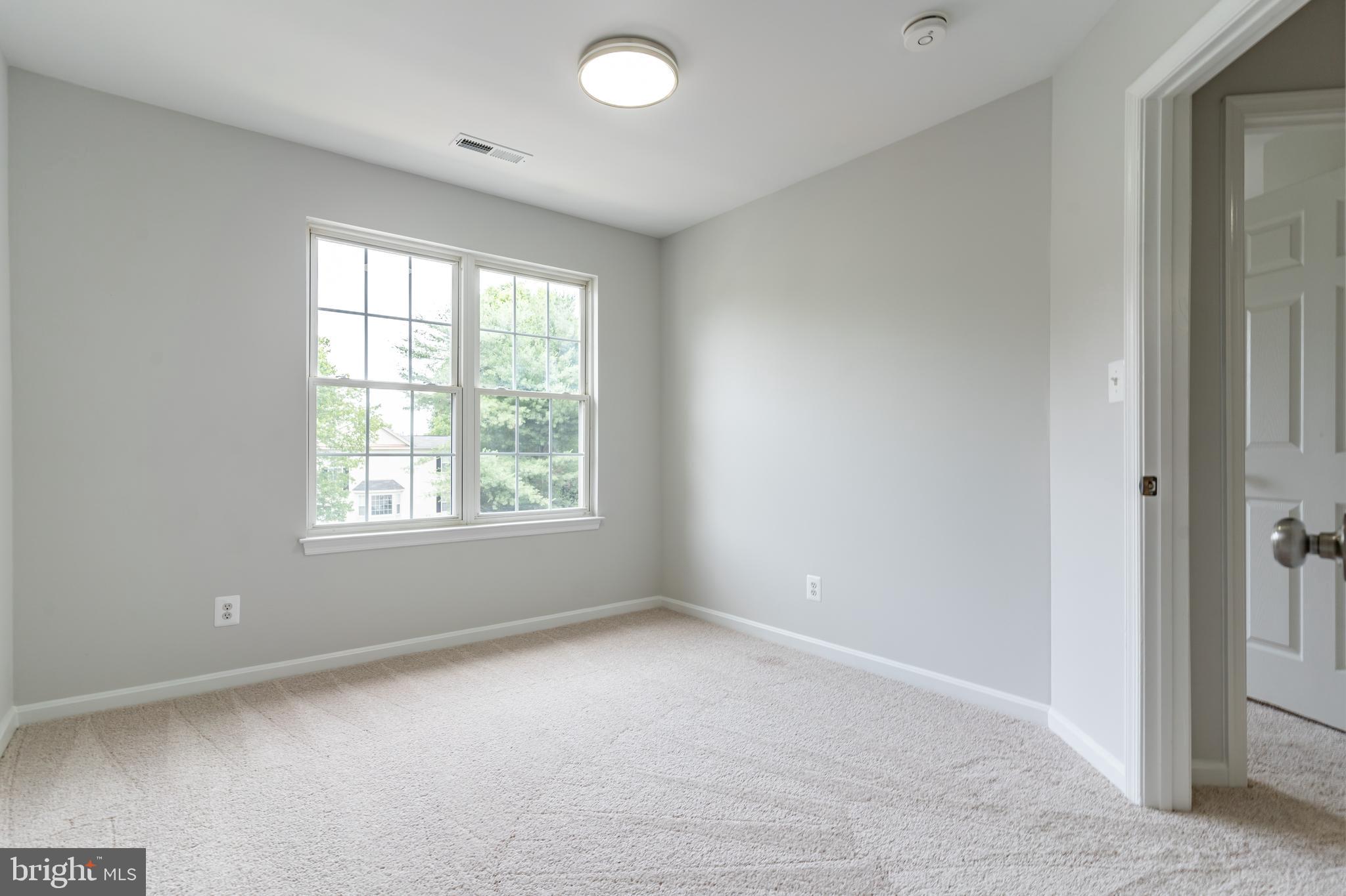 BLOOMS CROSSING - Residential