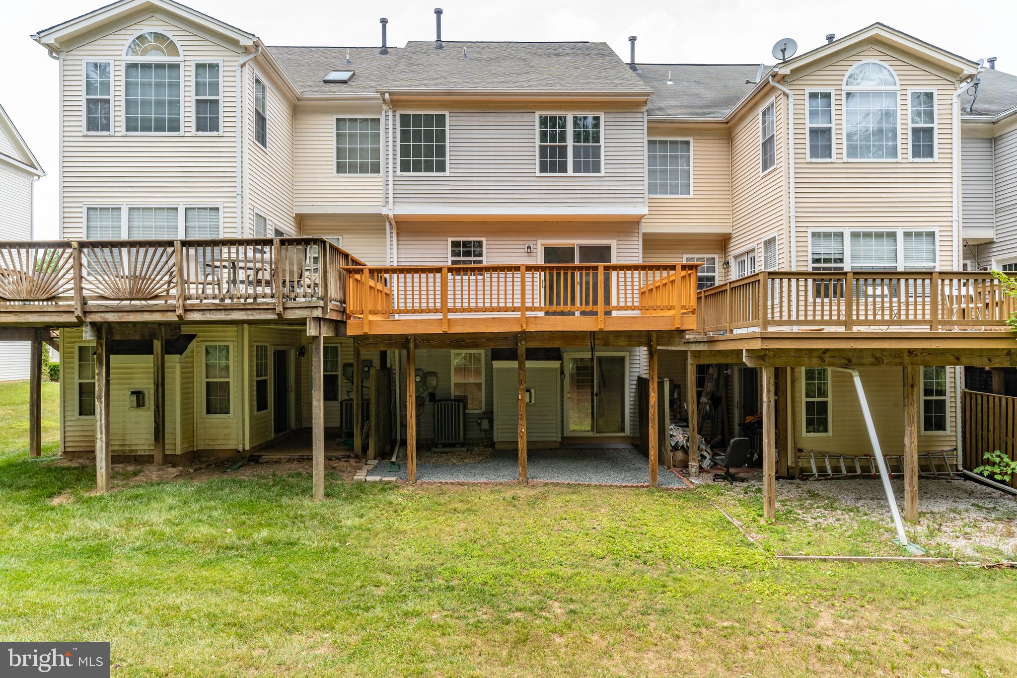 BLOOMS CROSSING - Residential