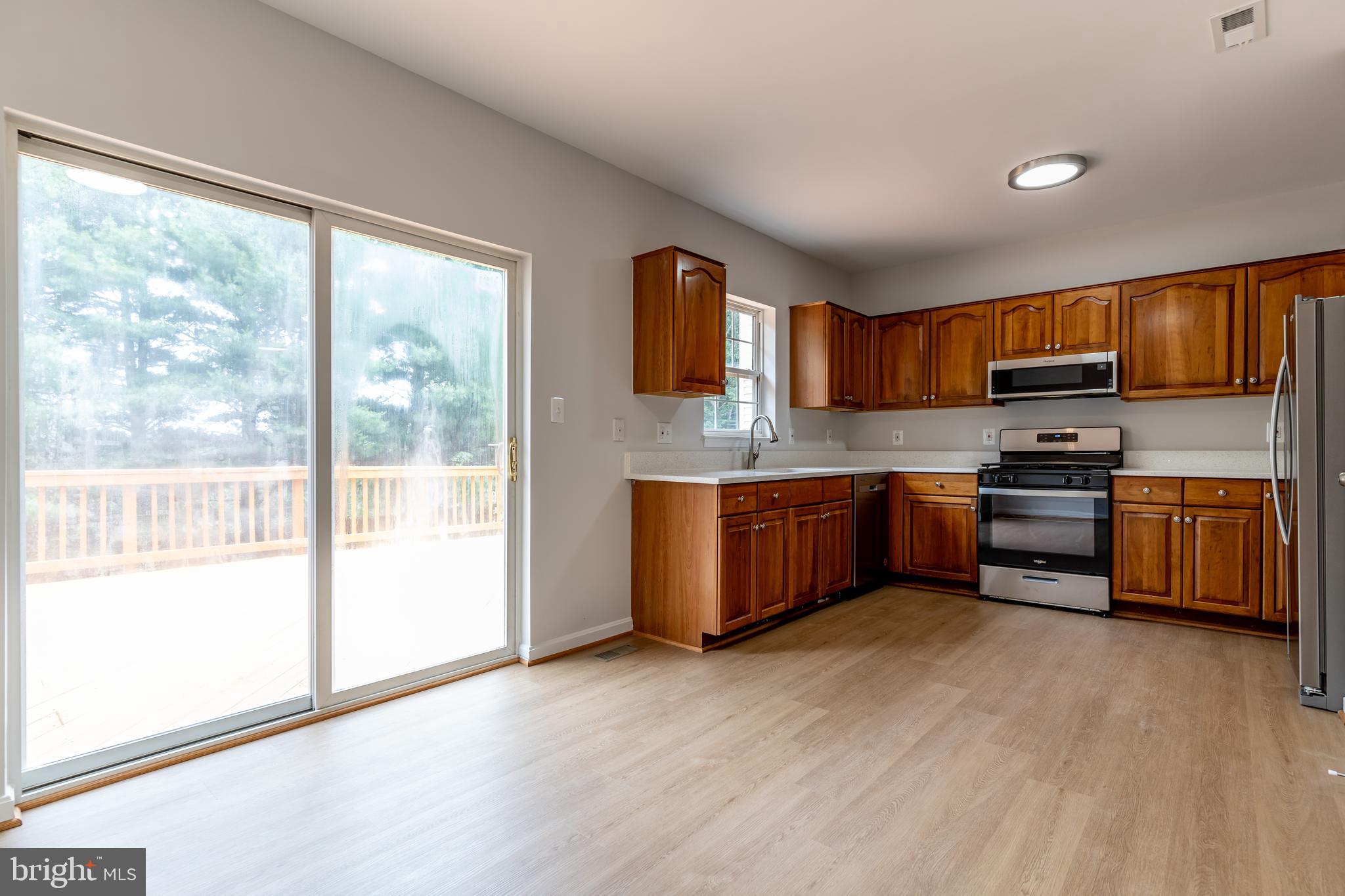 BLOOMS CROSSING - Residential