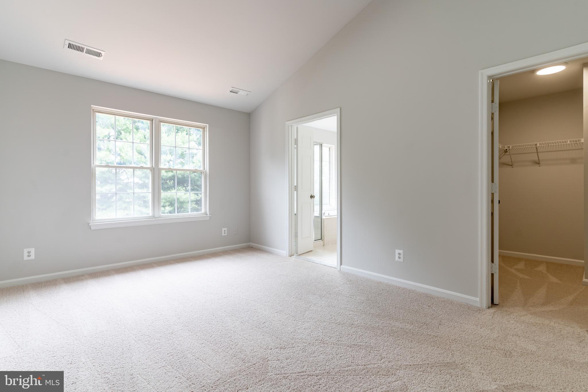 BLOOMS CROSSING - Residential