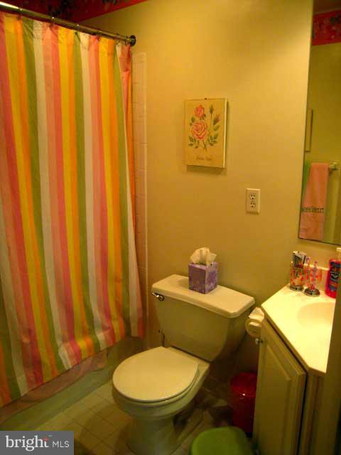 WOODS LANDING - Residential Lease