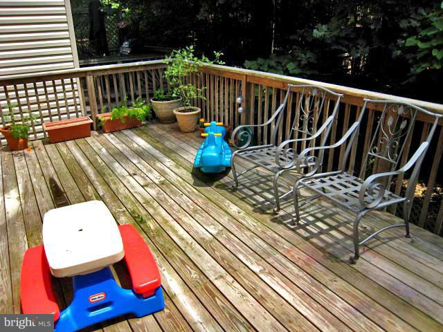 WOODS LANDING - Residential Lease