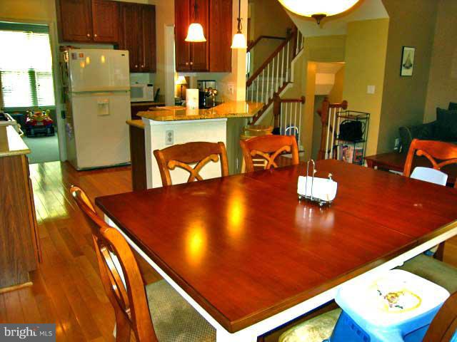 WOODS LANDING - Residential Lease