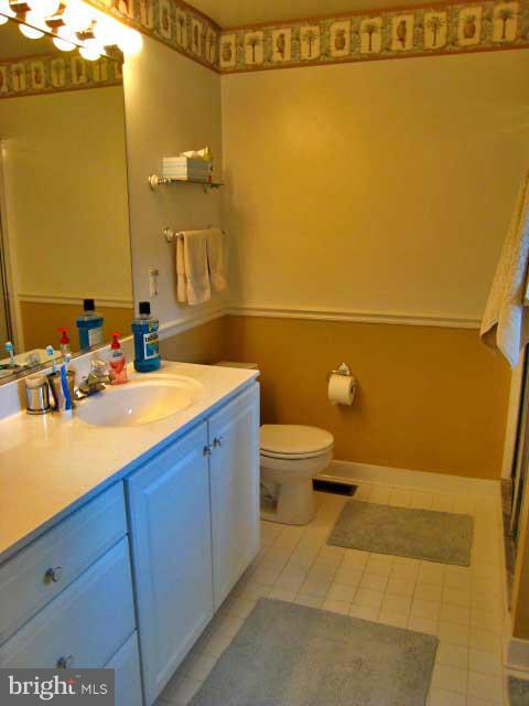 WOODS LANDING - Residential Lease