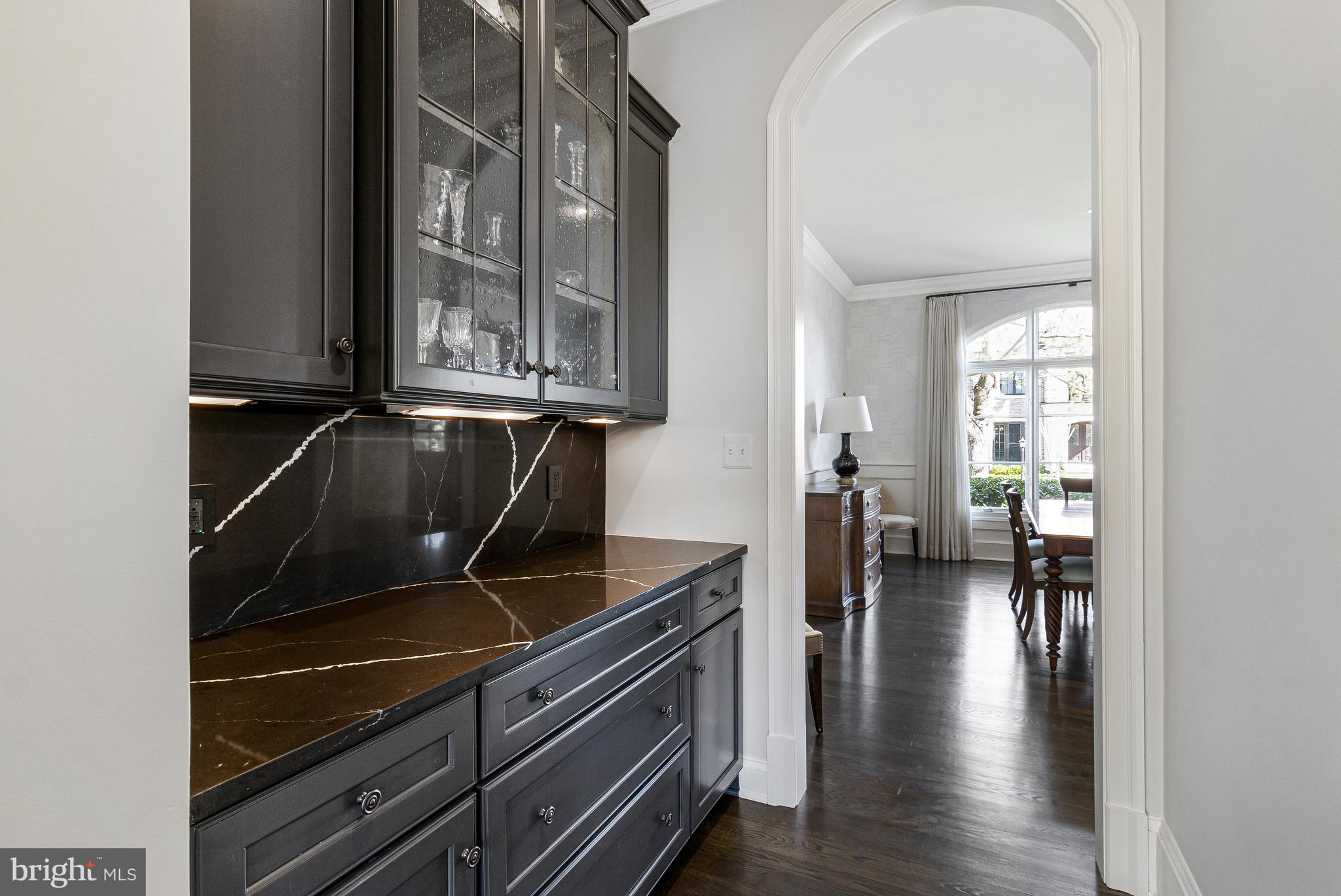 COUNTRY CLUB HILLS - Residential