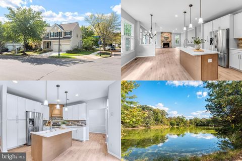 Photo of 25843 Priesters Pond Drive, CHANTILLY, VA 20152 (MLS # VALO2105096) Photo of 25843 Priesters Pond Drive, CHANTILLY, VA 20152 (MLS # VALO2105096)