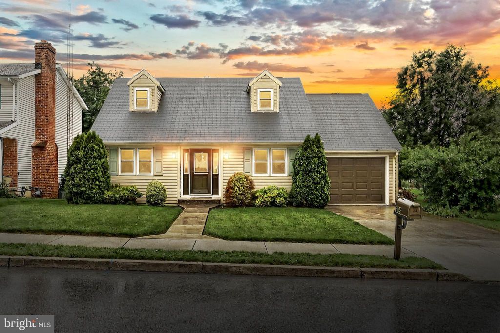 Photo of 514 Hartman Avenue, HANOVER, PA 17331 (MLS # PAYK2082254)