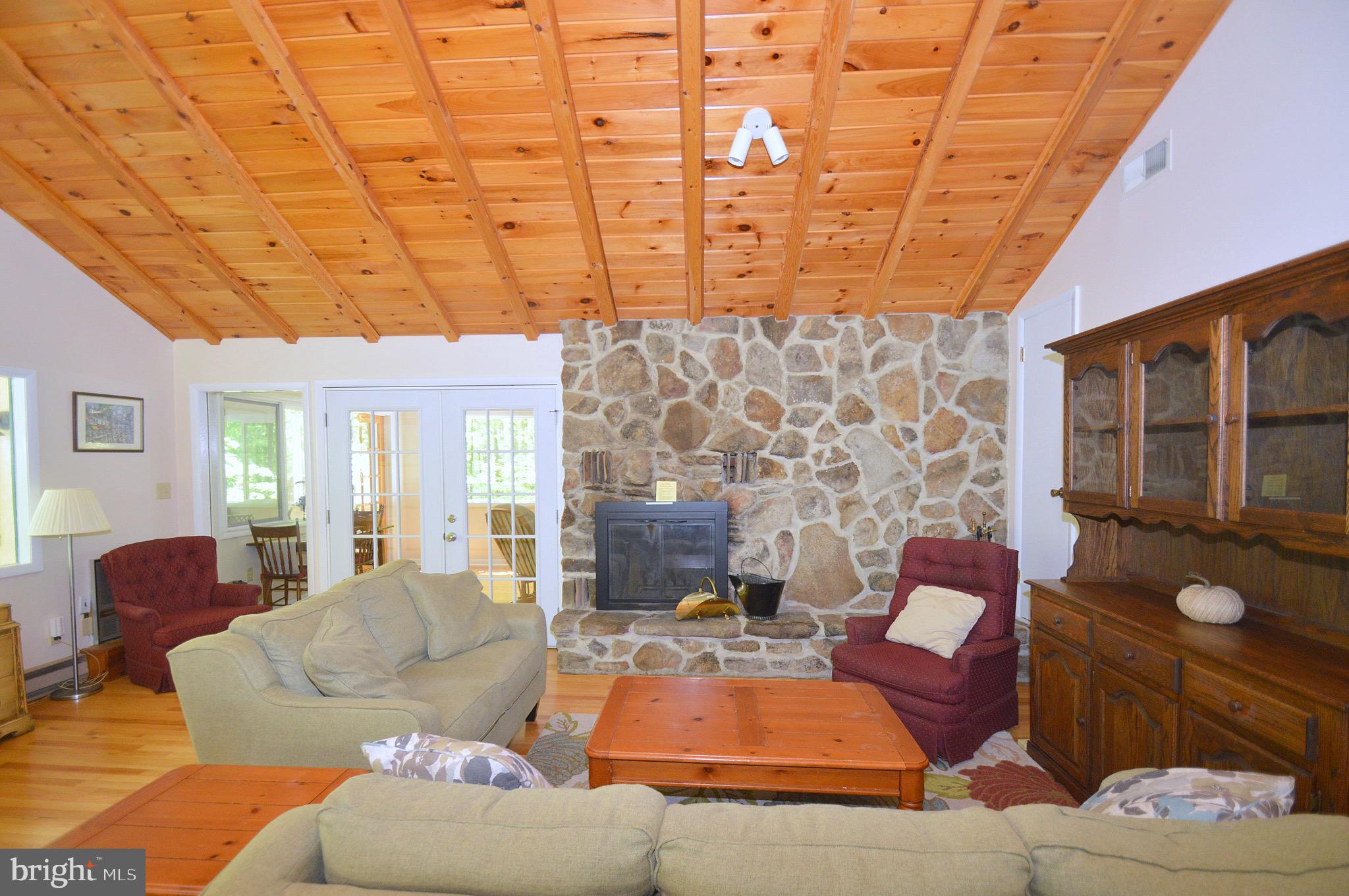 COOLFONT MOUNTAINSIDE - Residential