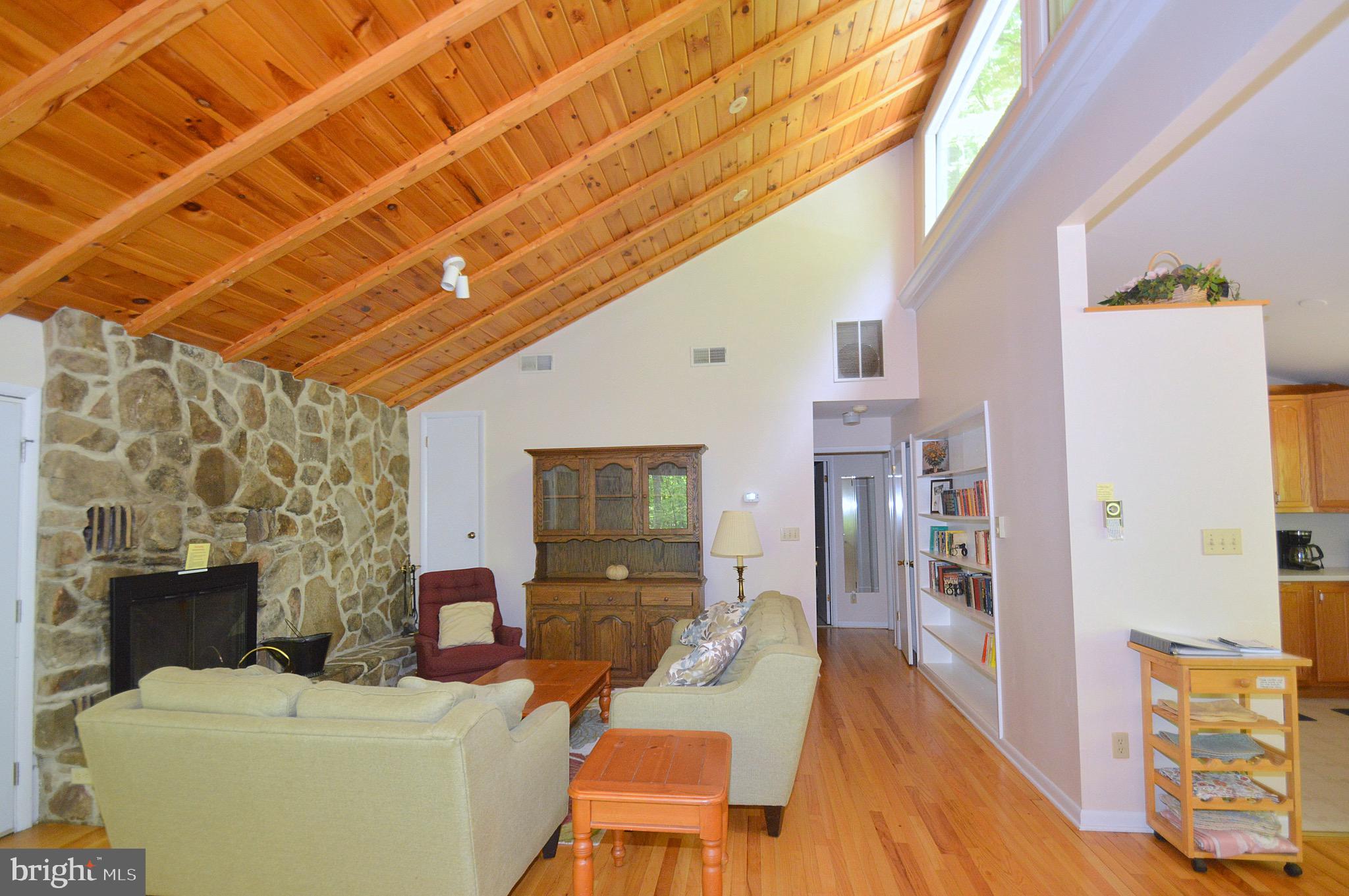 COOLFONT MOUNTAINSIDE - Residential