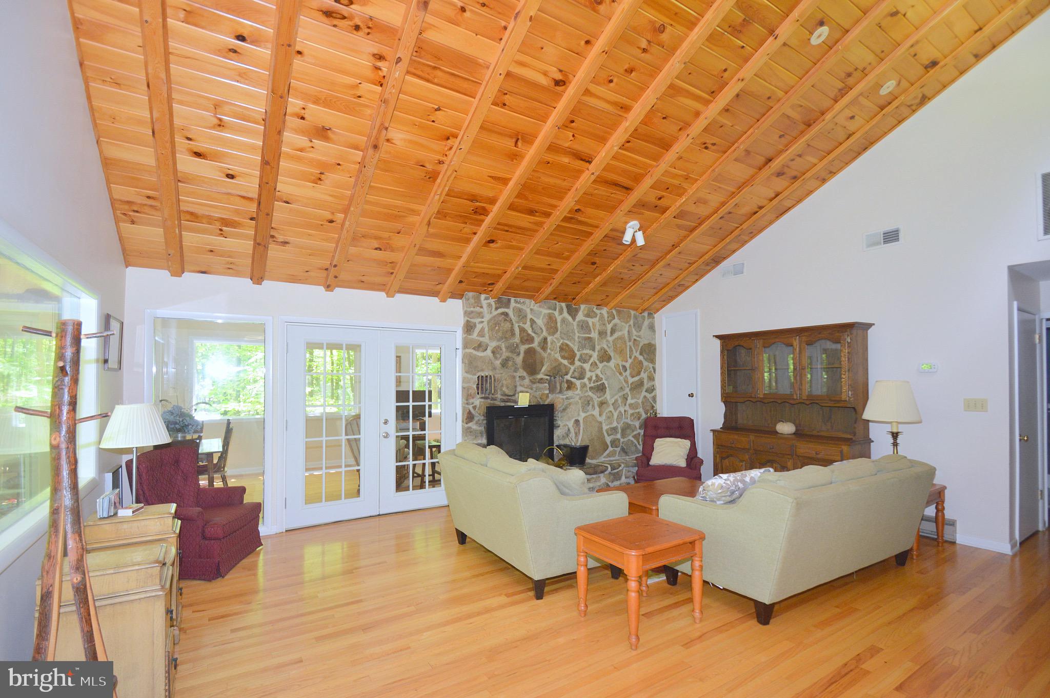 COOLFONT MOUNTAINSIDE - Residential