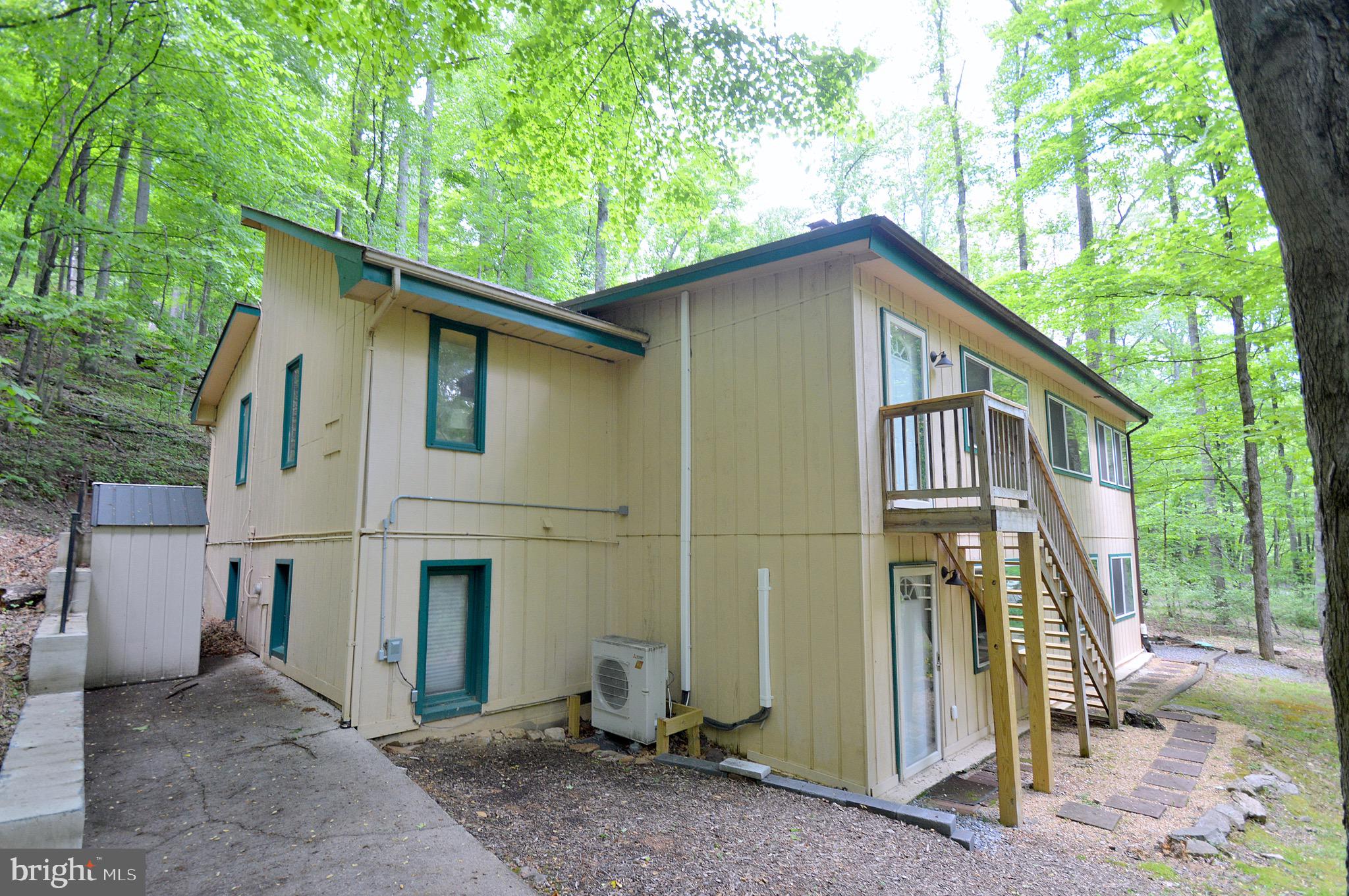 COOLFONT MOUNTAINSIDE - Residential