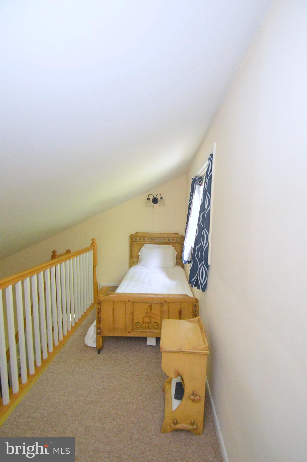 COOLFONT MOUNTAINSIDE - Residential