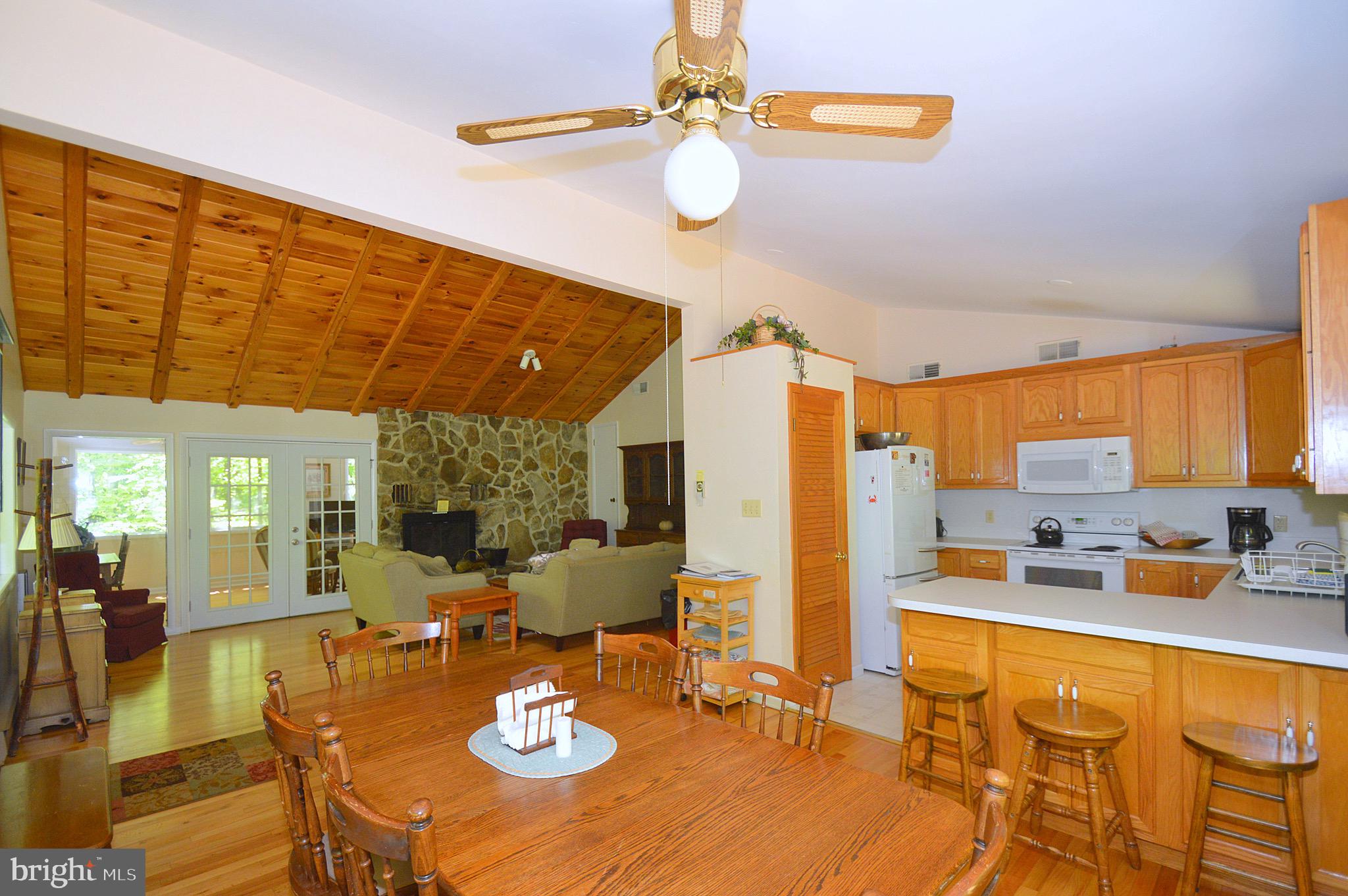 COOLFONT MOUNTAINSIDE - Residential