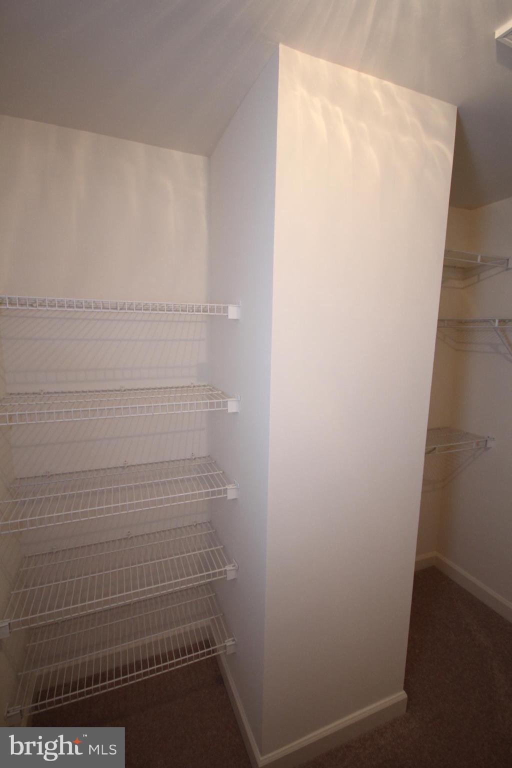 LORTON STATION - Residential Lease