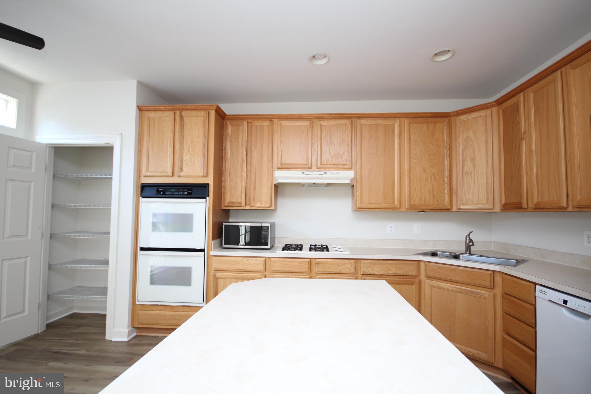 LORTON STATION - Residential Lease