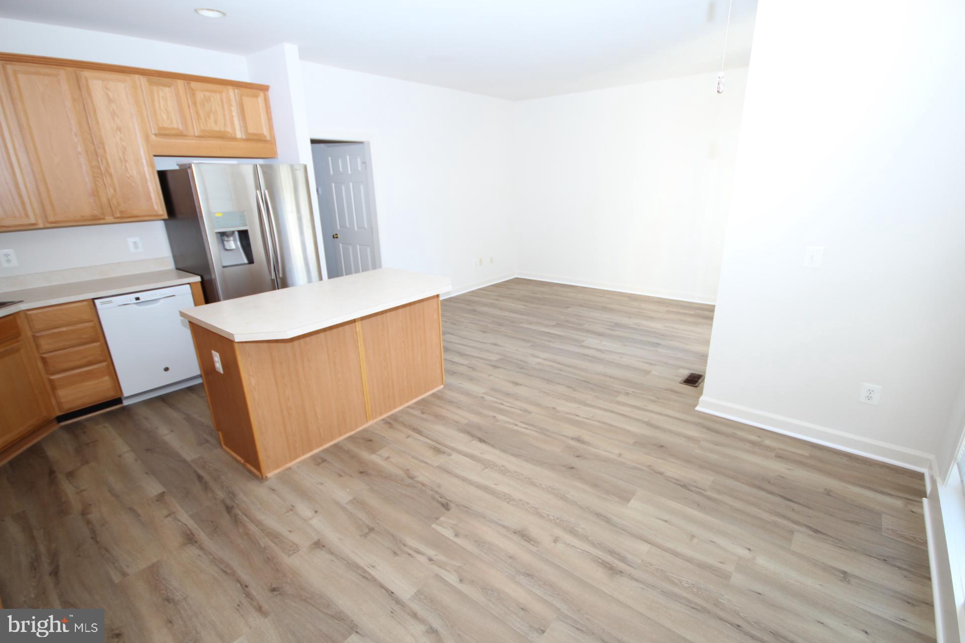 LORTON STATION - Residential Lease