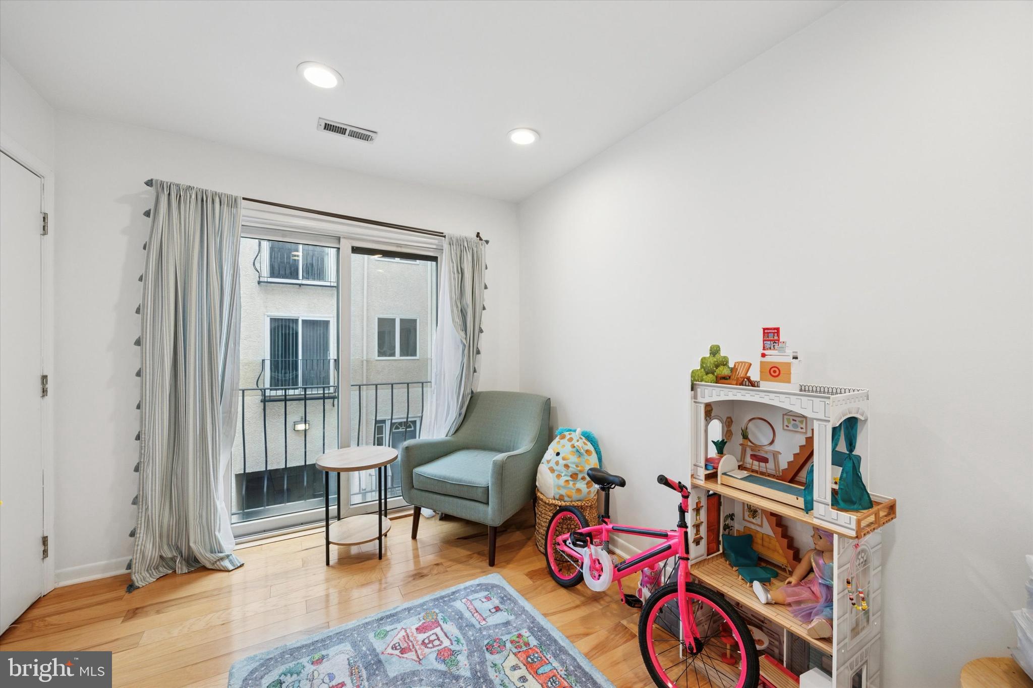 BELLA VISTA - Residential