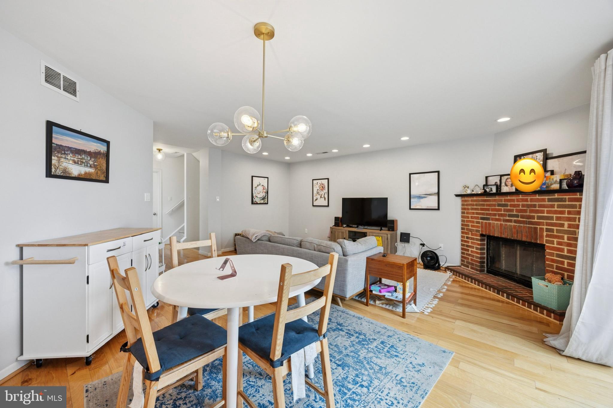 BELLA VISTA - Residential