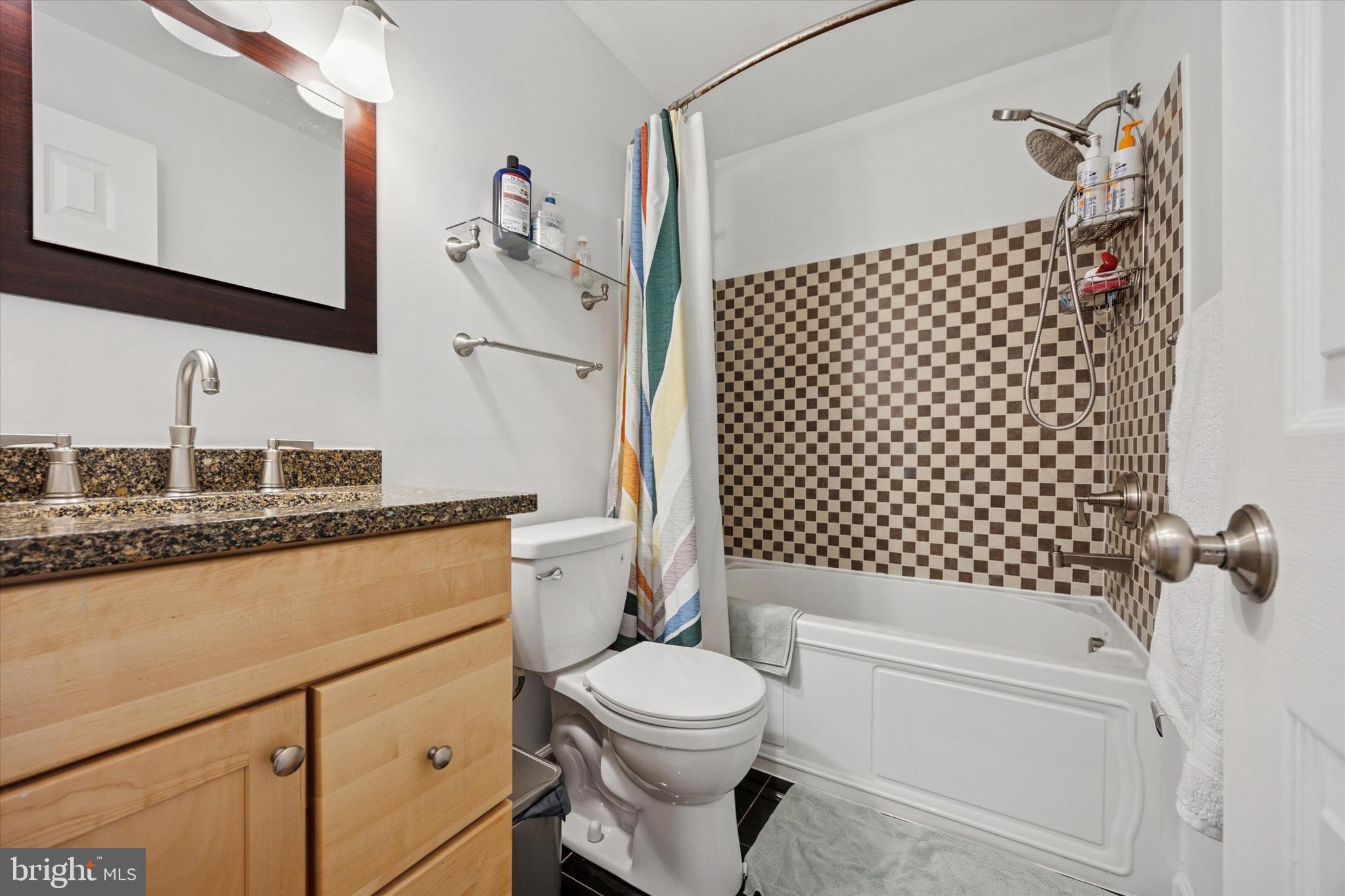 BELLA VISTA - Residential