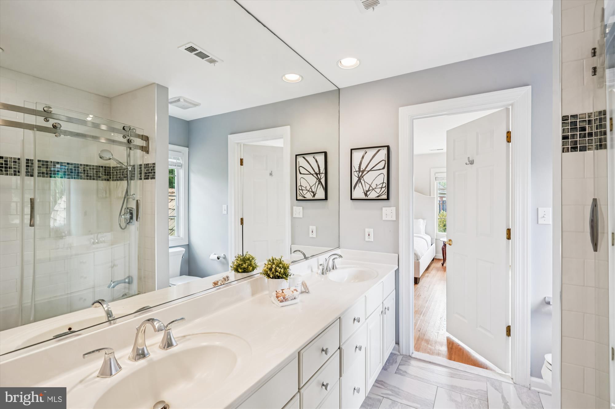 AVENEL - Residential