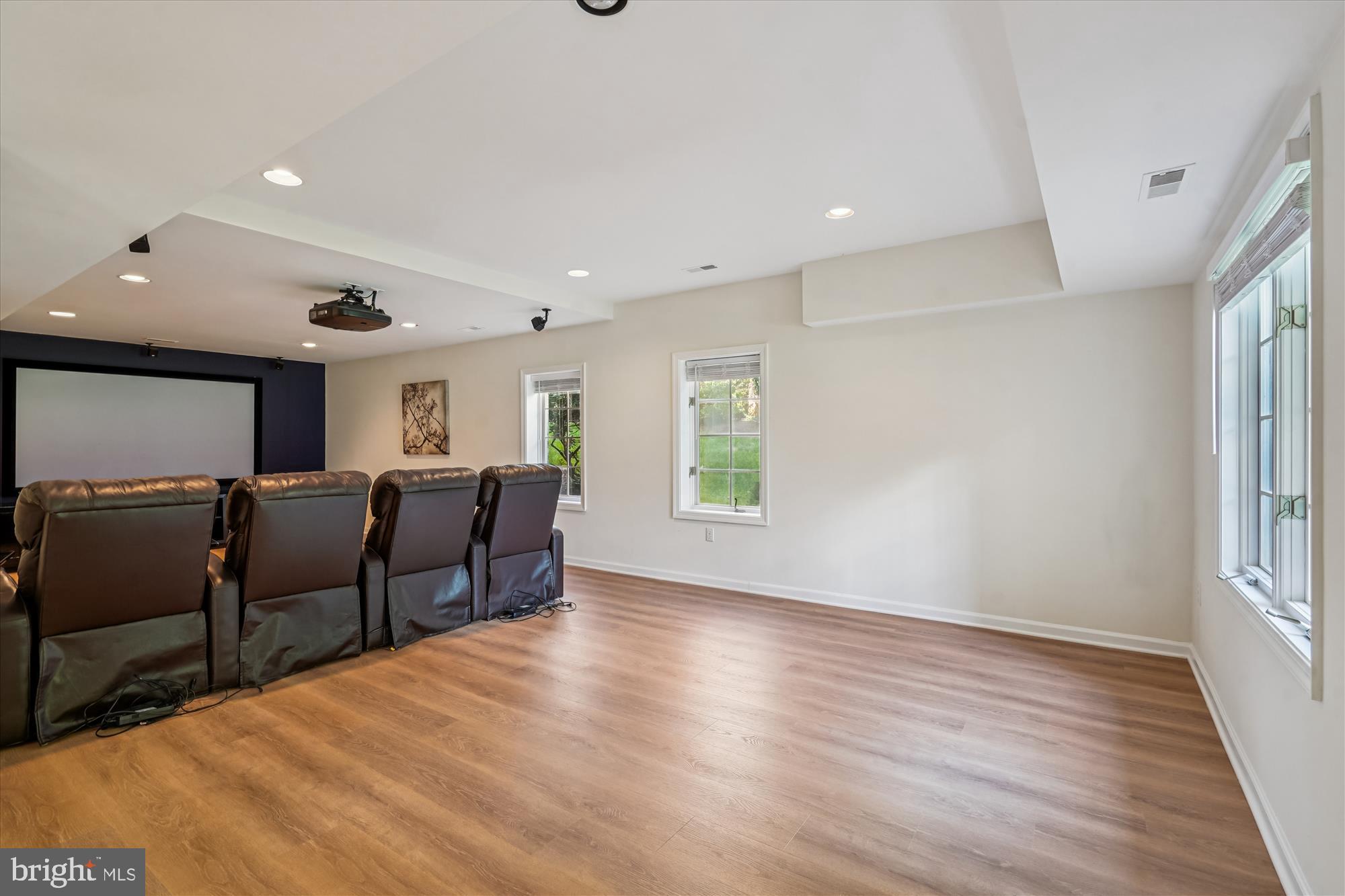 AVENEL - Residential