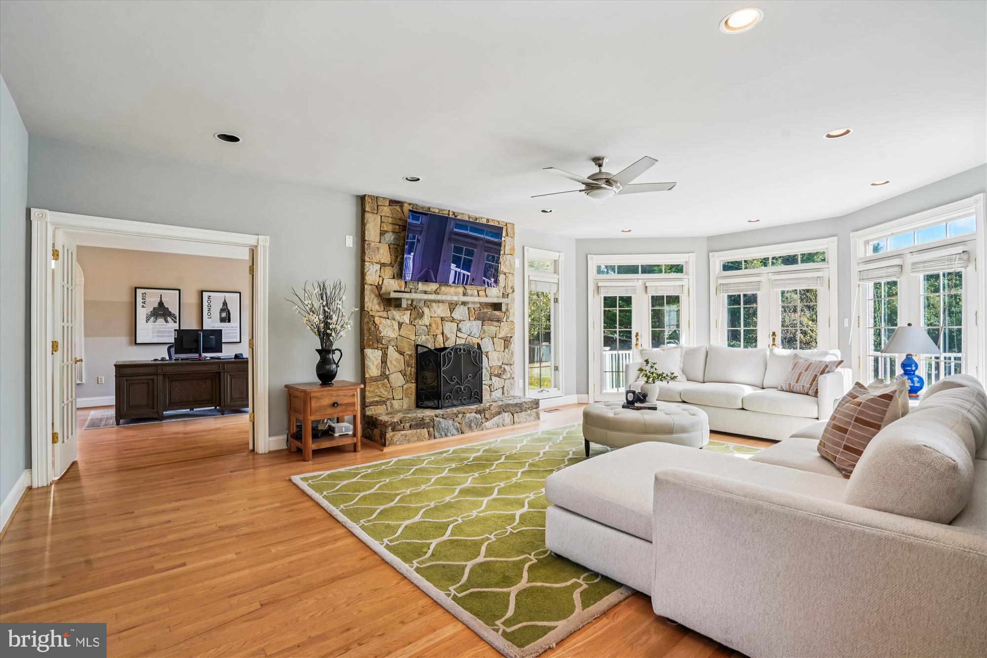 AVENEL - Residential