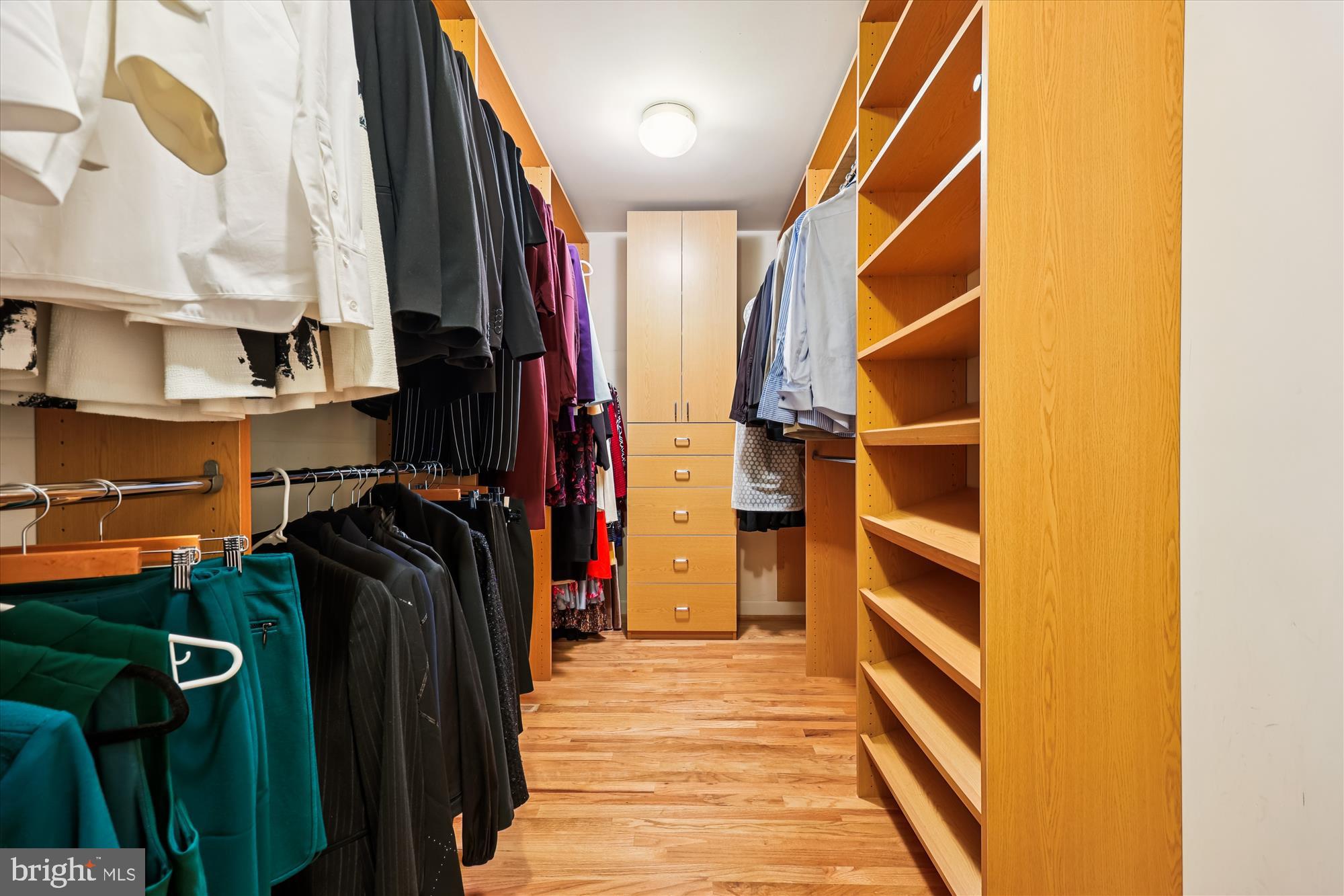 AVENEL - Residential