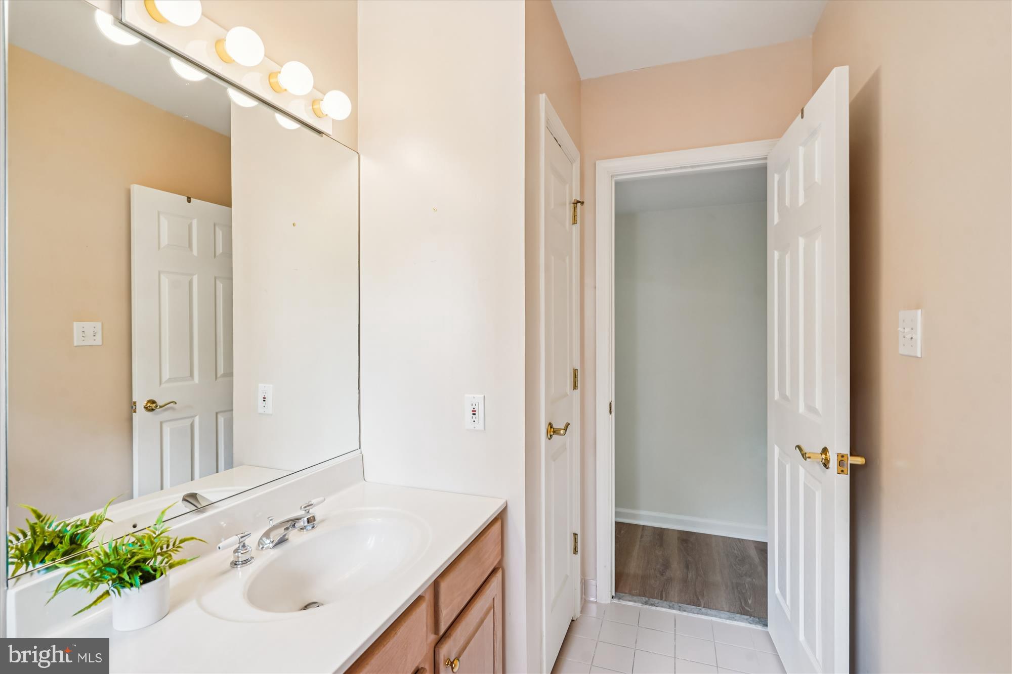 AVENEL - Residential