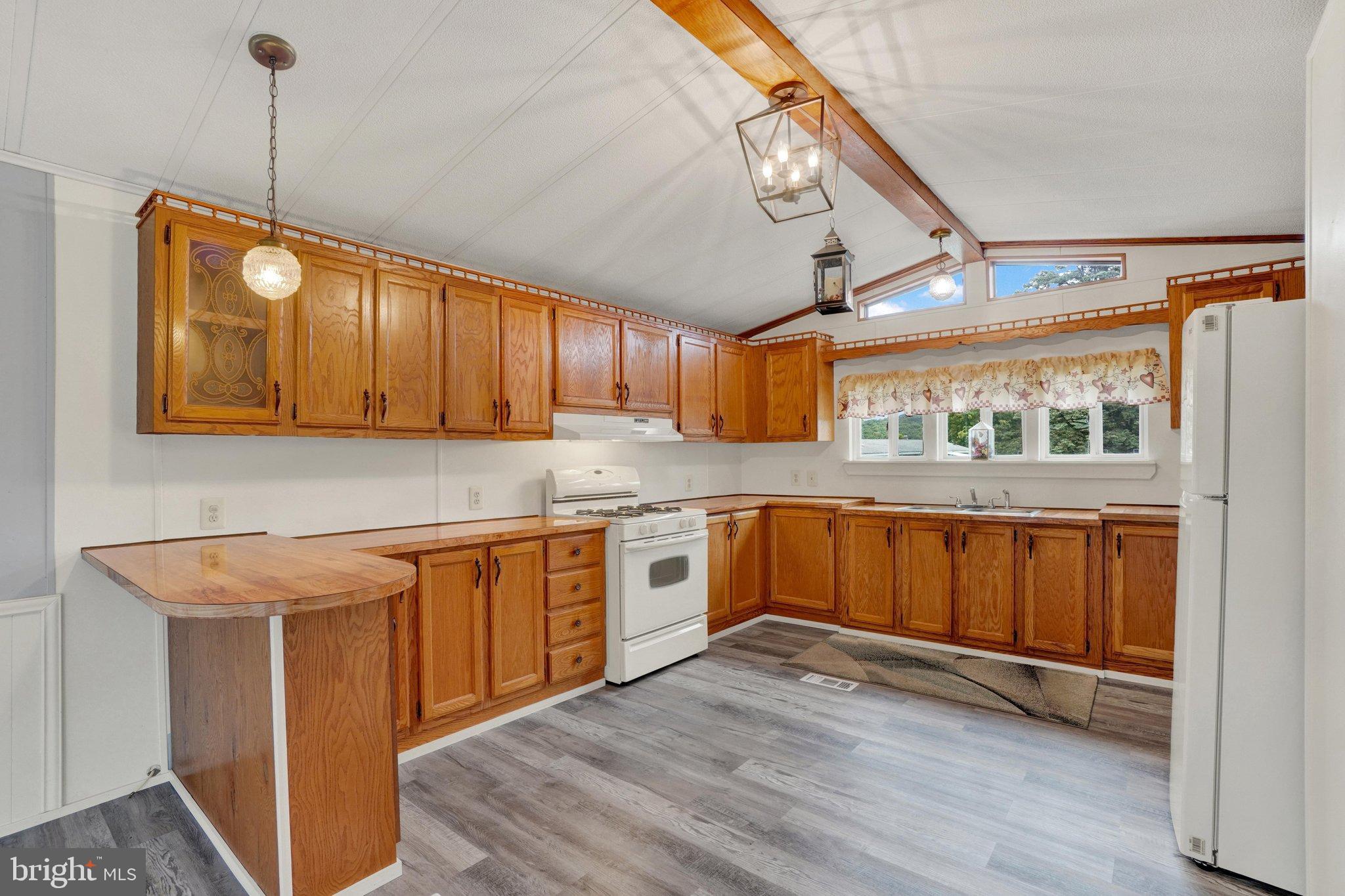 144 CARBRIDGE ROAD W