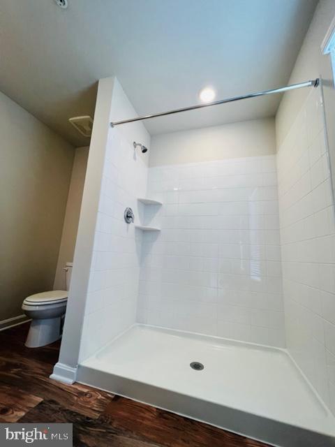 TUSCARORA CREEK - Residential Lease