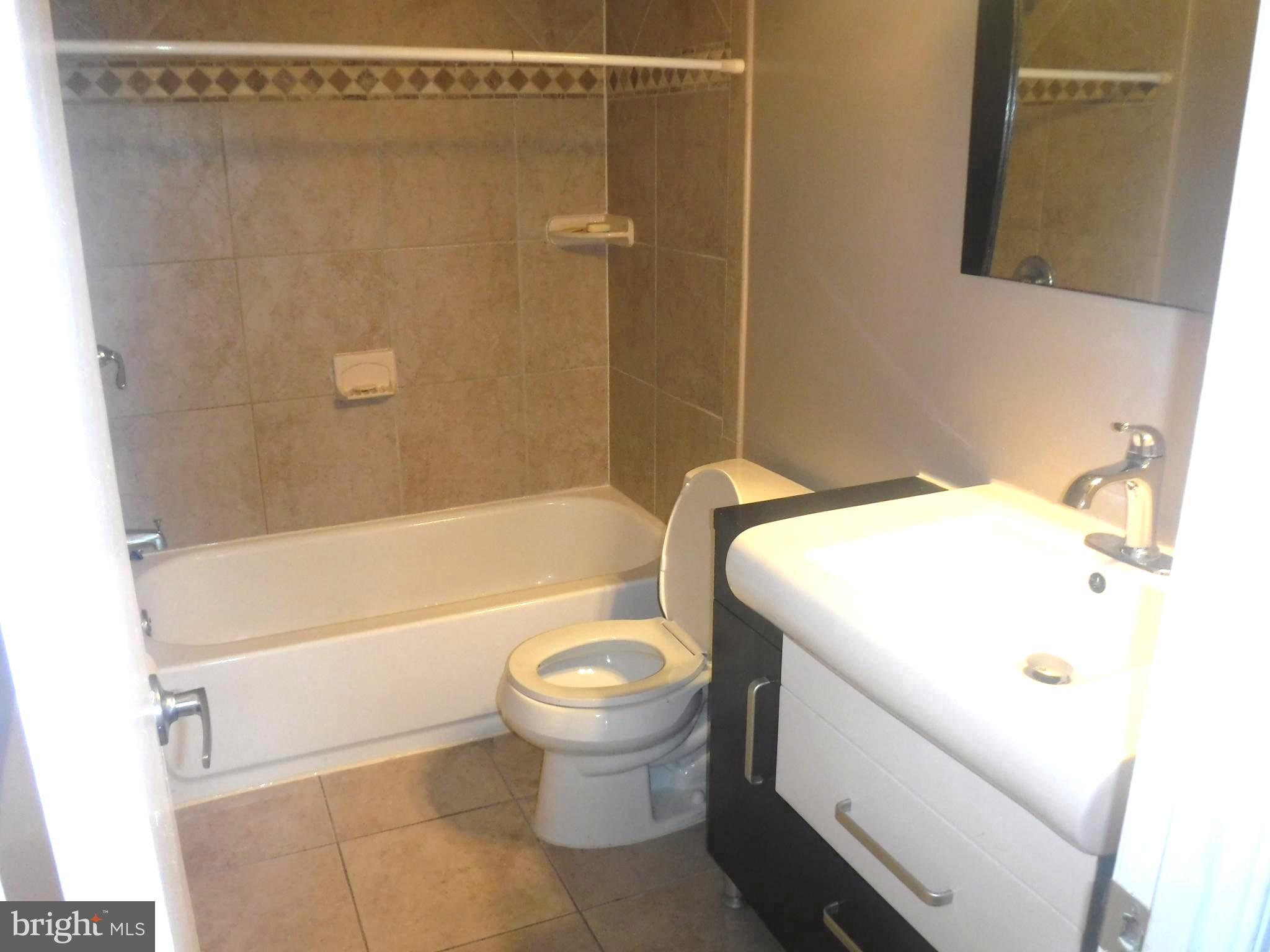 NEWINGTON STATION - Residential Lease