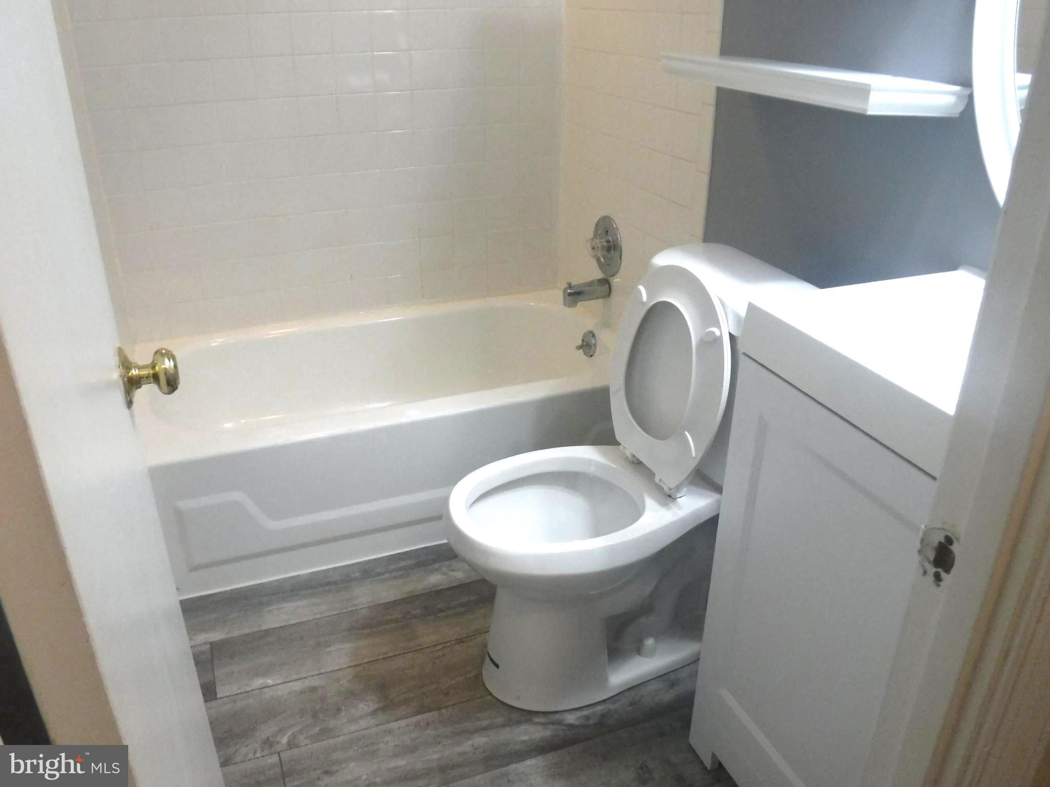 NEWINGTON STATION - Residential Lease