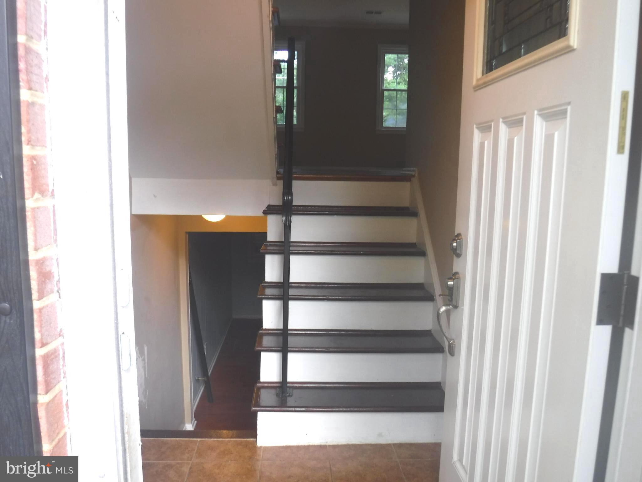 NEWINGTON STATION - Residential Lease