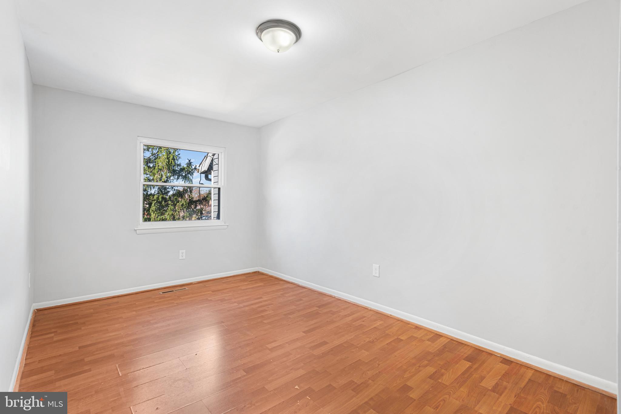 GLASSMANOR - Residential