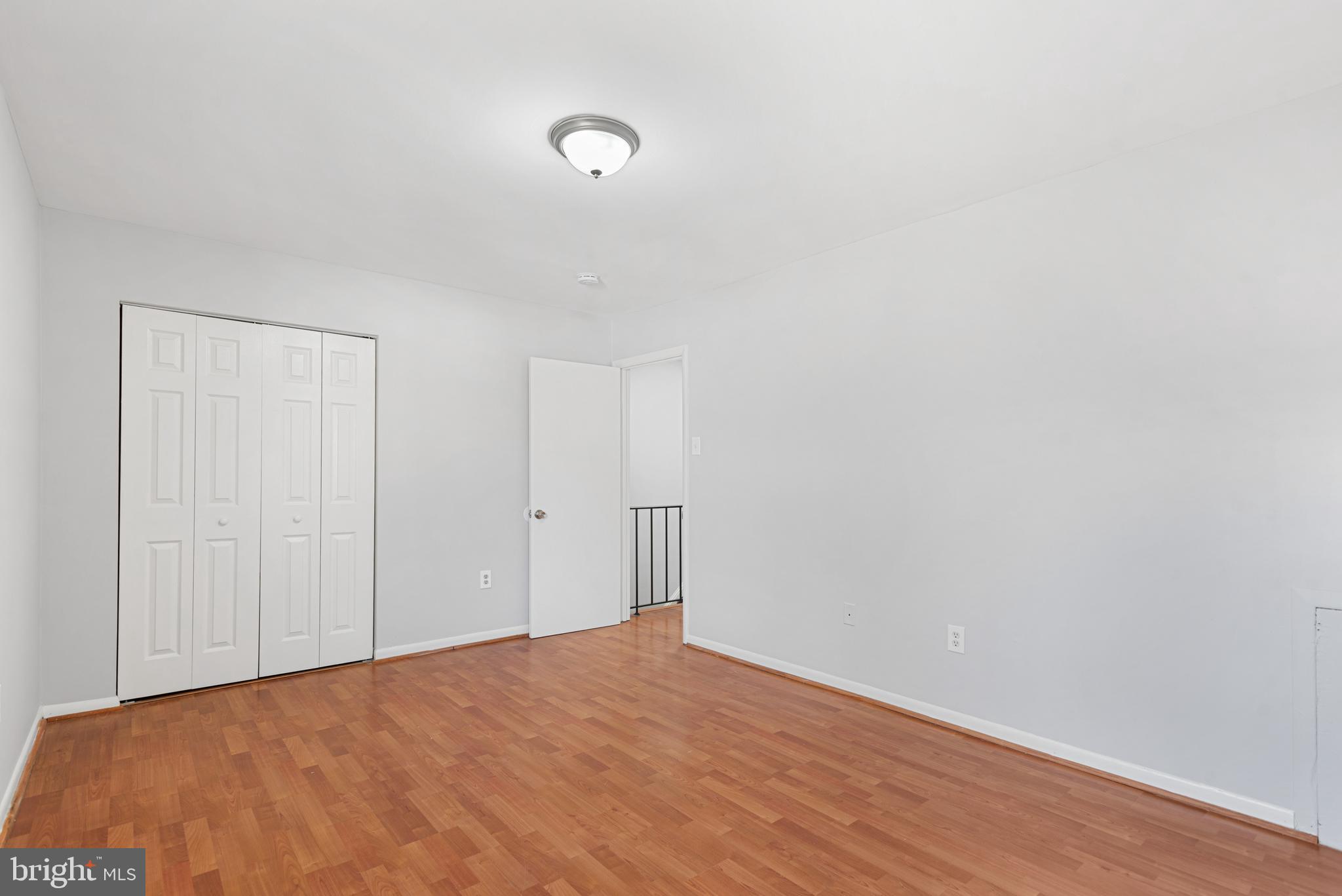 GLASSMANOR - Residential