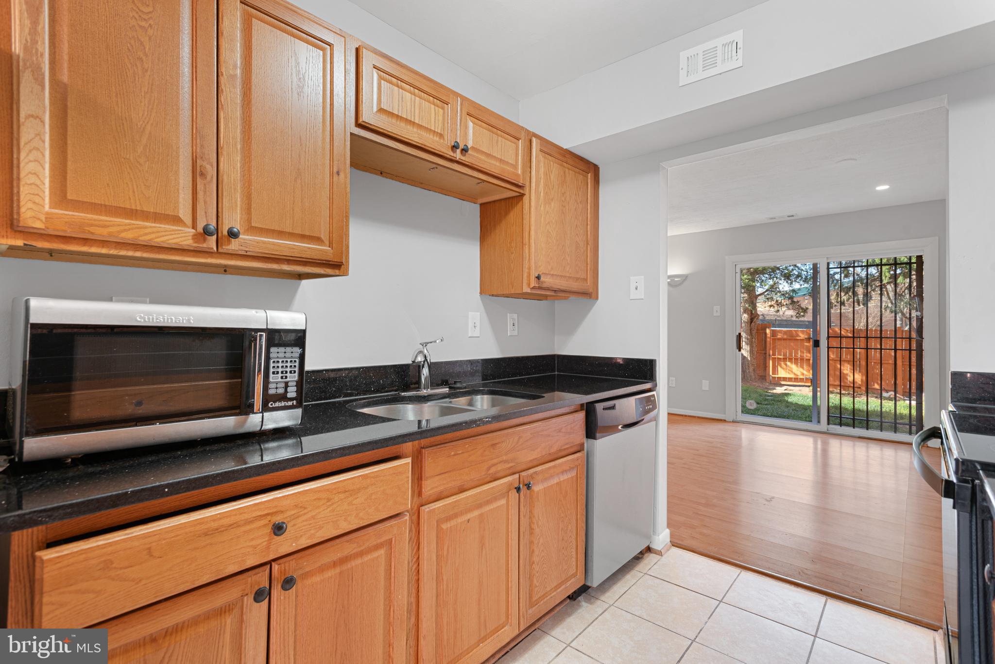 GLASSMANOR - Residential