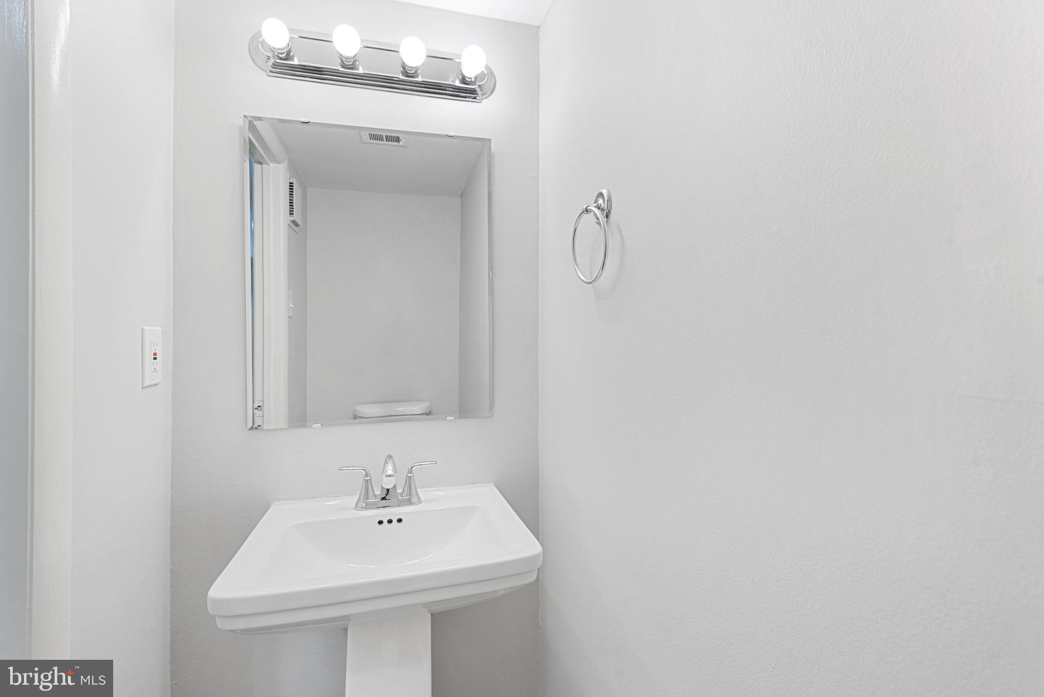 GLASSMANOR - Residential