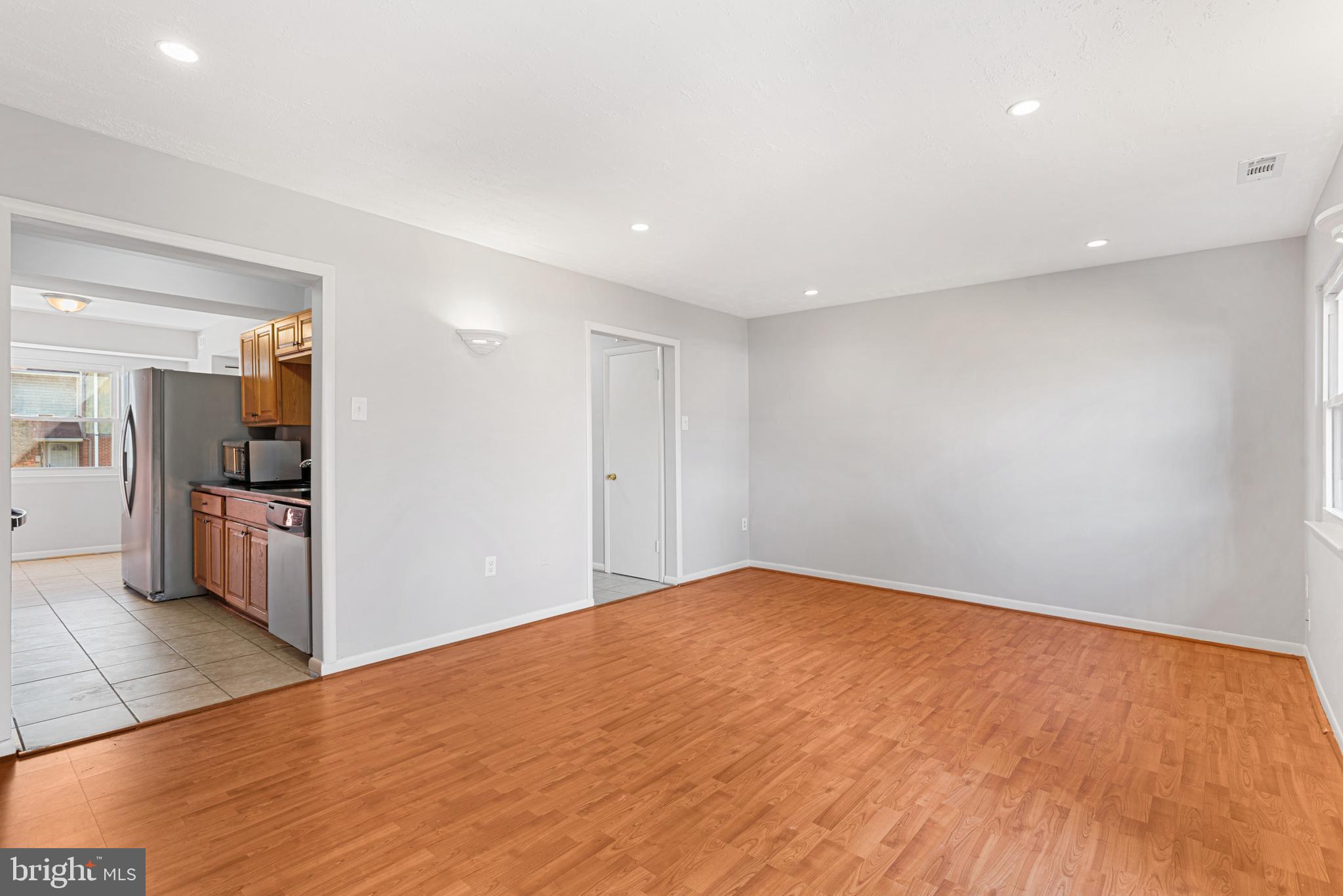 GLASSMANOR - Residential