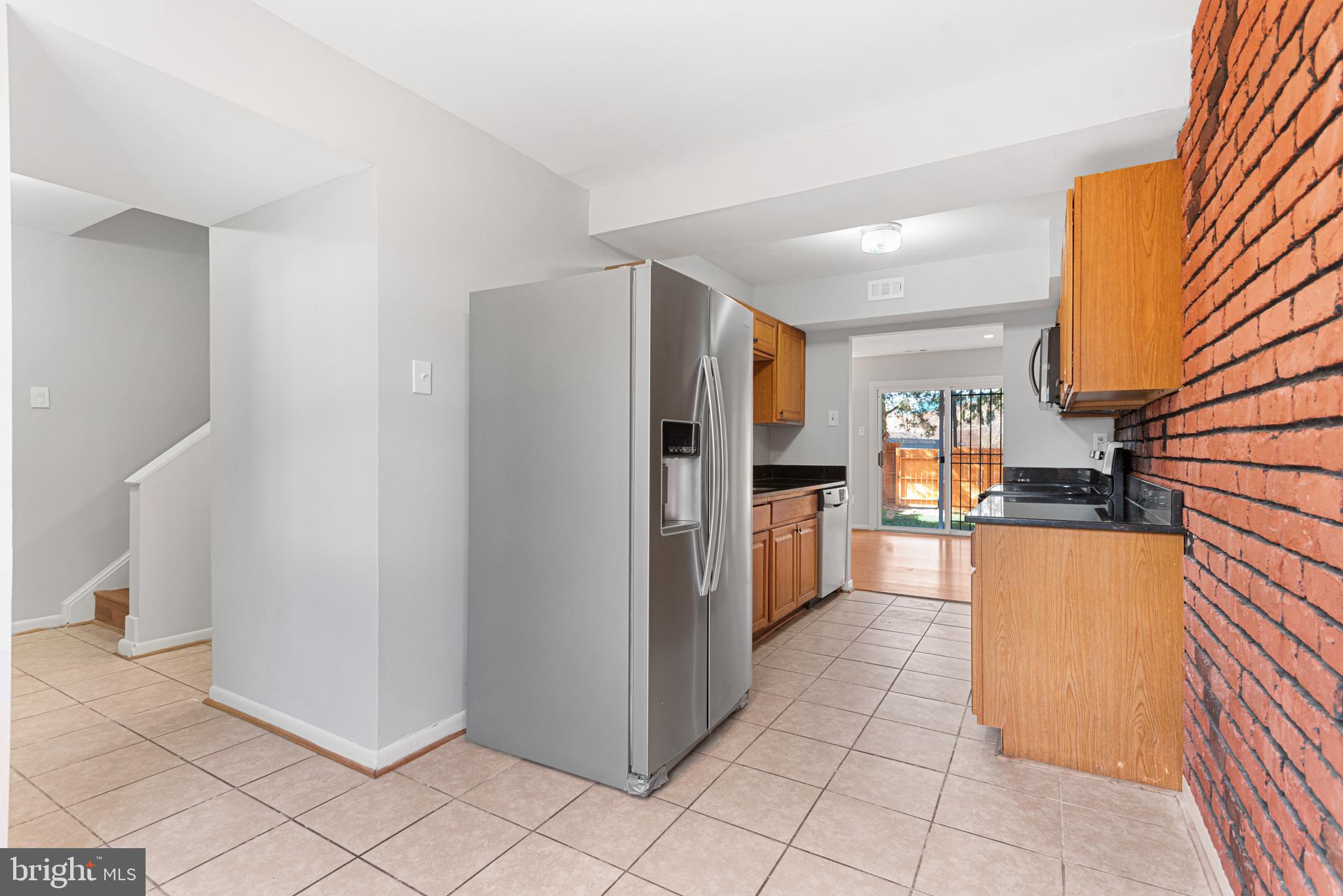 GLASSMANOR - Residential