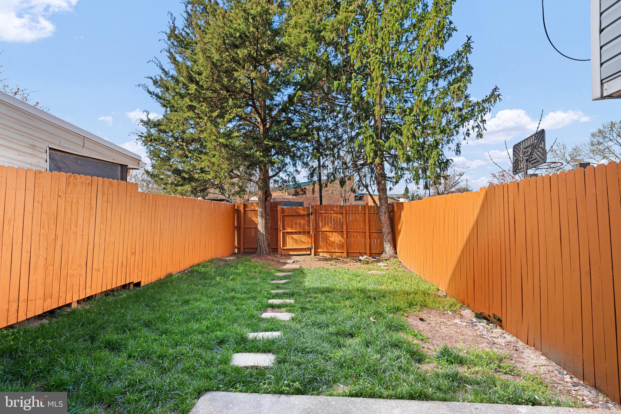 GLASSMANOR - Residential