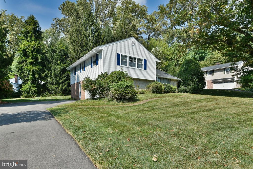 Photo of 1930 Valley Road, JENKINTOWN, PA 19046 (MLS # PAMC2153544)