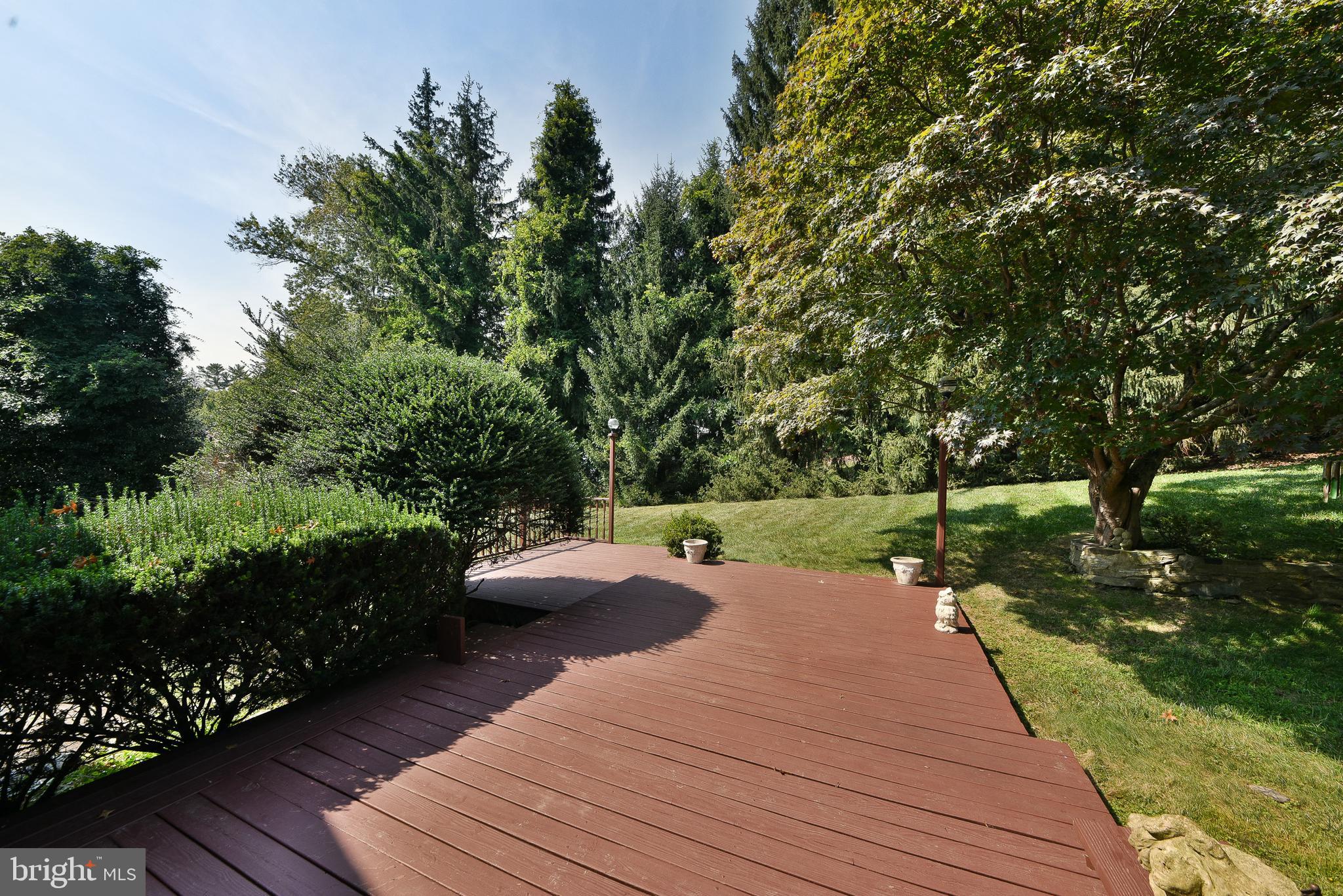 MEADOWBROOK - Residential