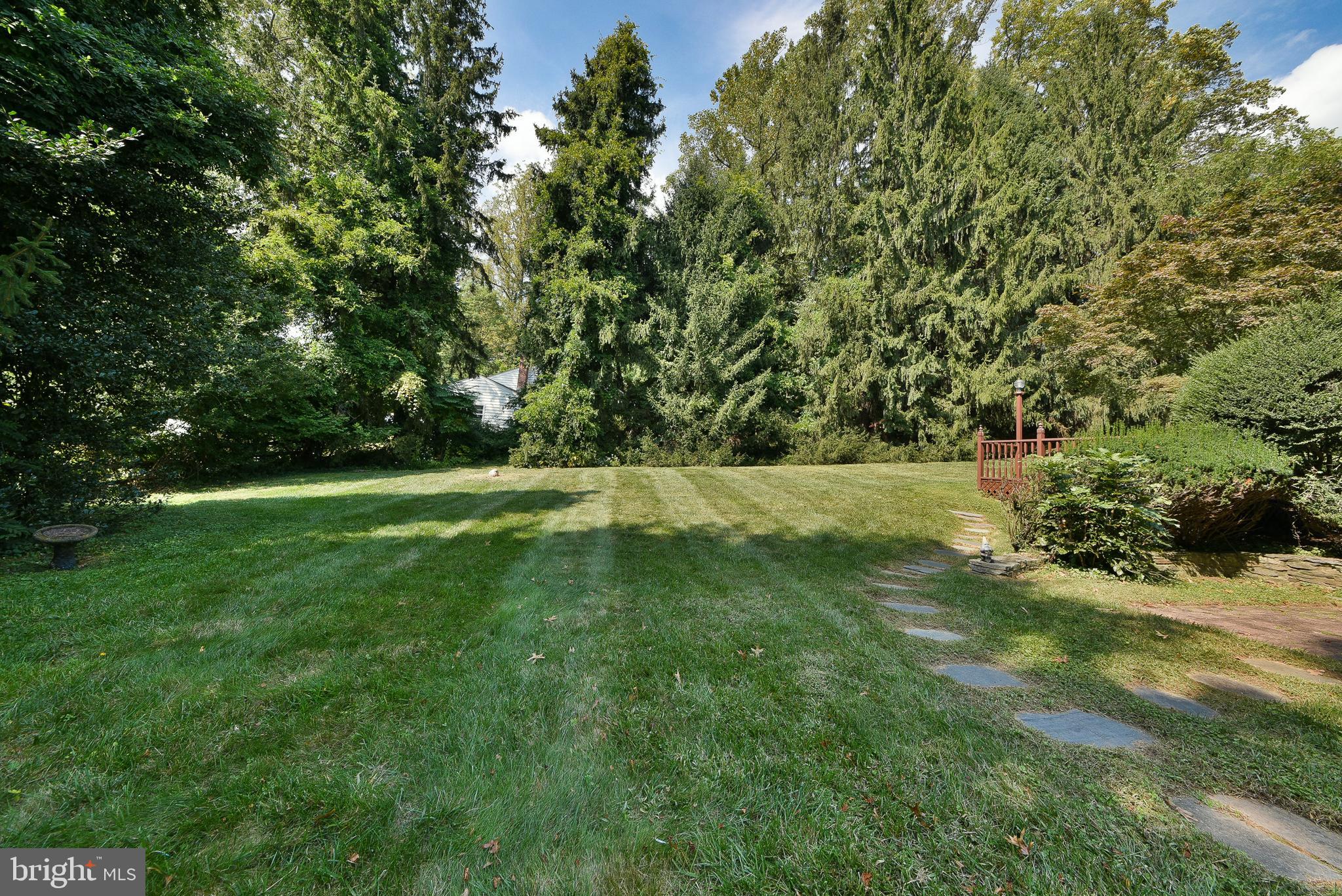 MEADOWBROOK - Residential