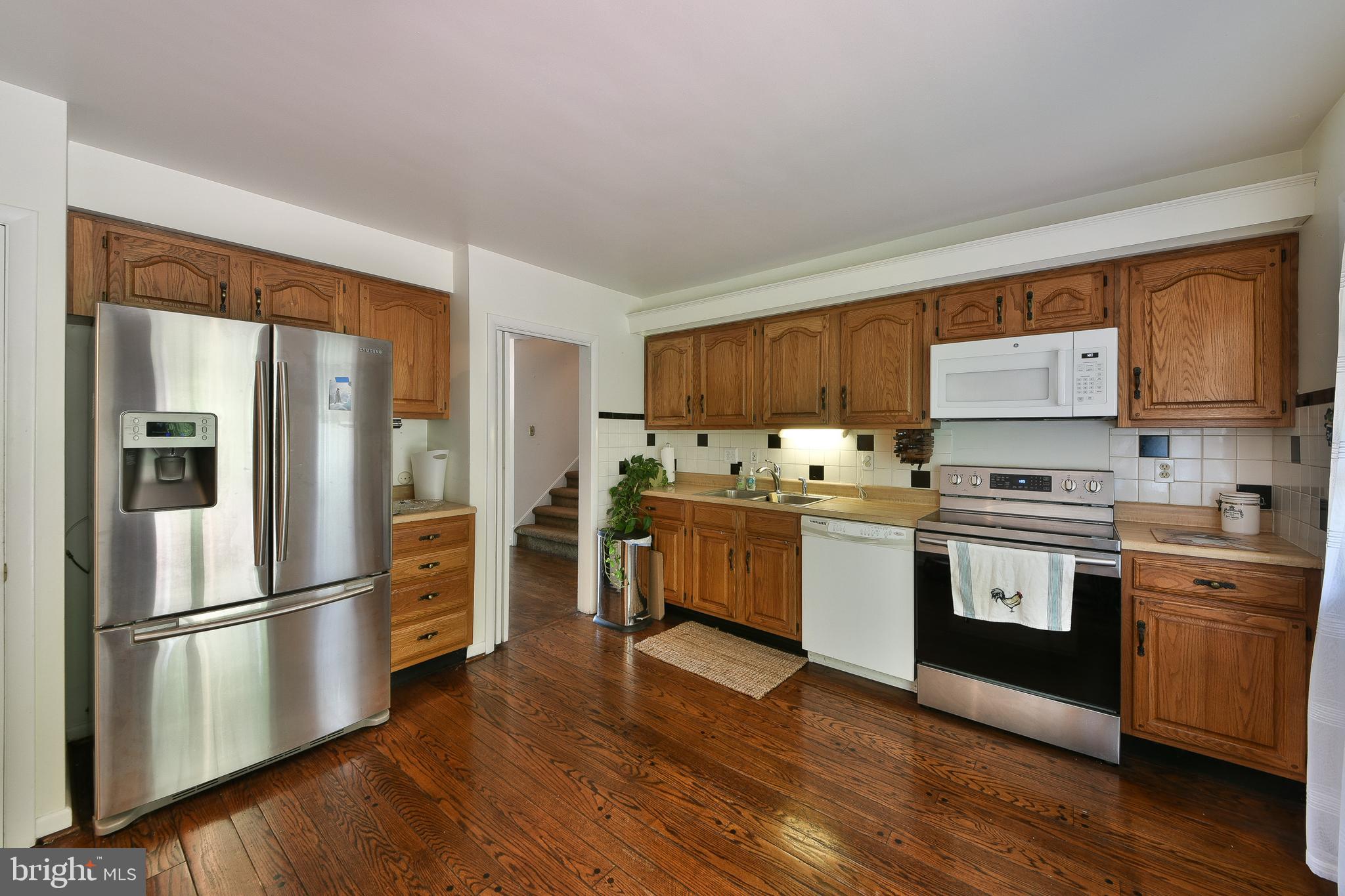 MEADOWBROOK - Residential