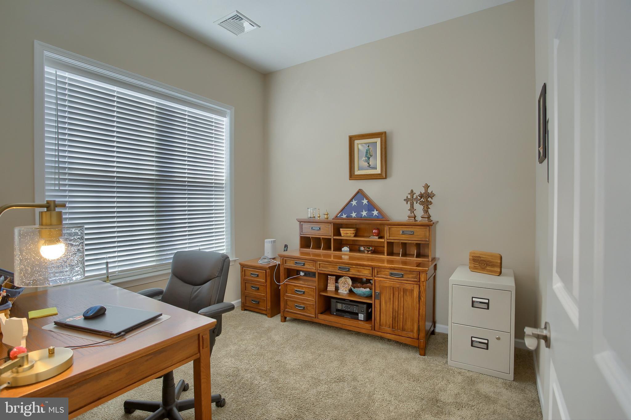 THE MANORS - Residential