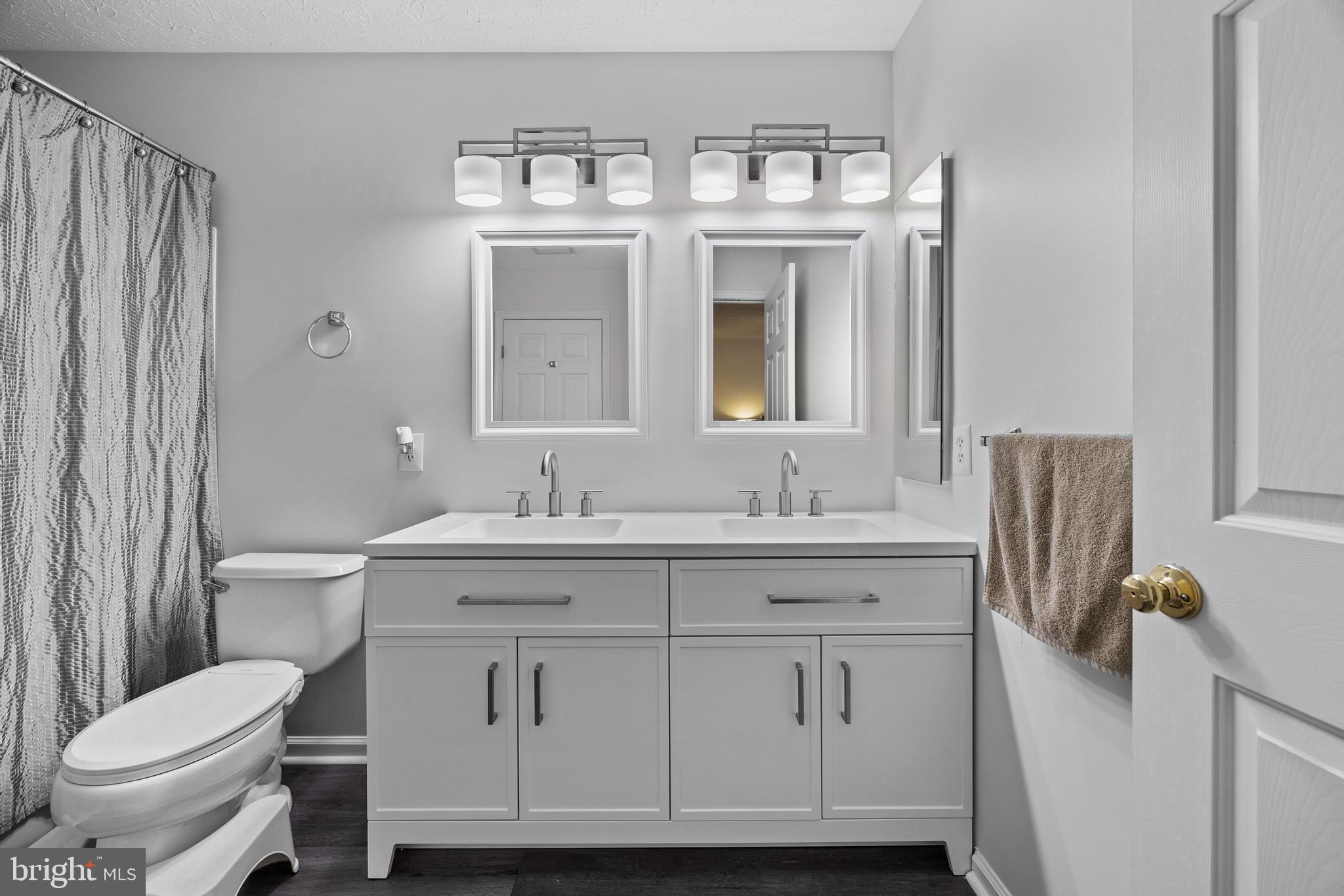 TIMBERLEIGH - Residential