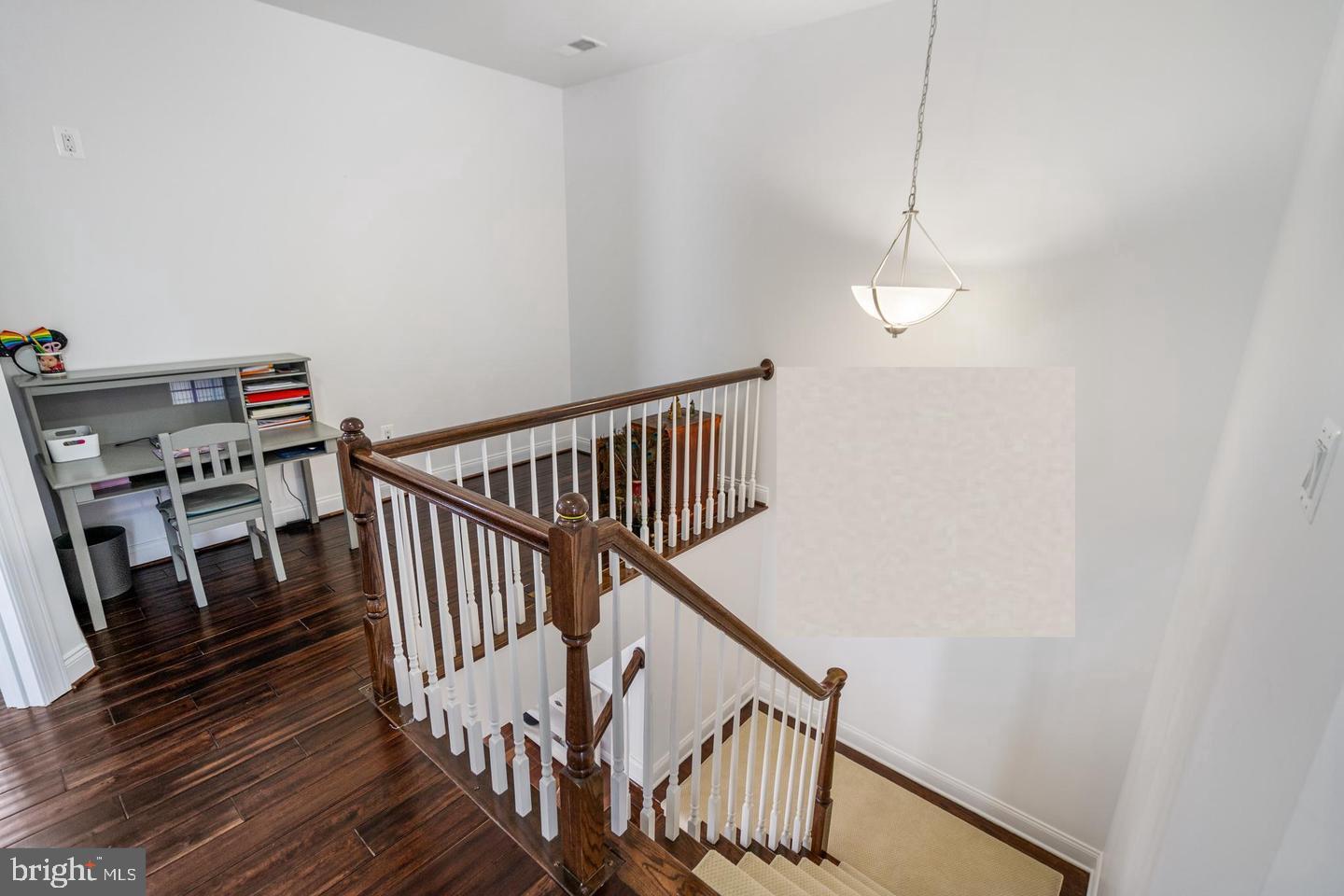 LOUDOUN VALLEY OLD TOWNE - Residential Lease