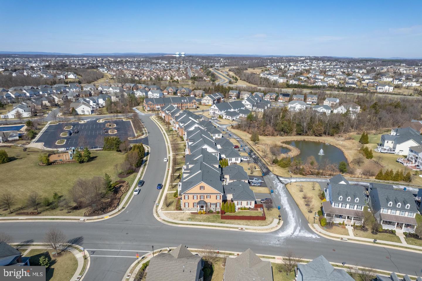 LOUDOUN VALLEY OLD TOWNE - Residential Lease